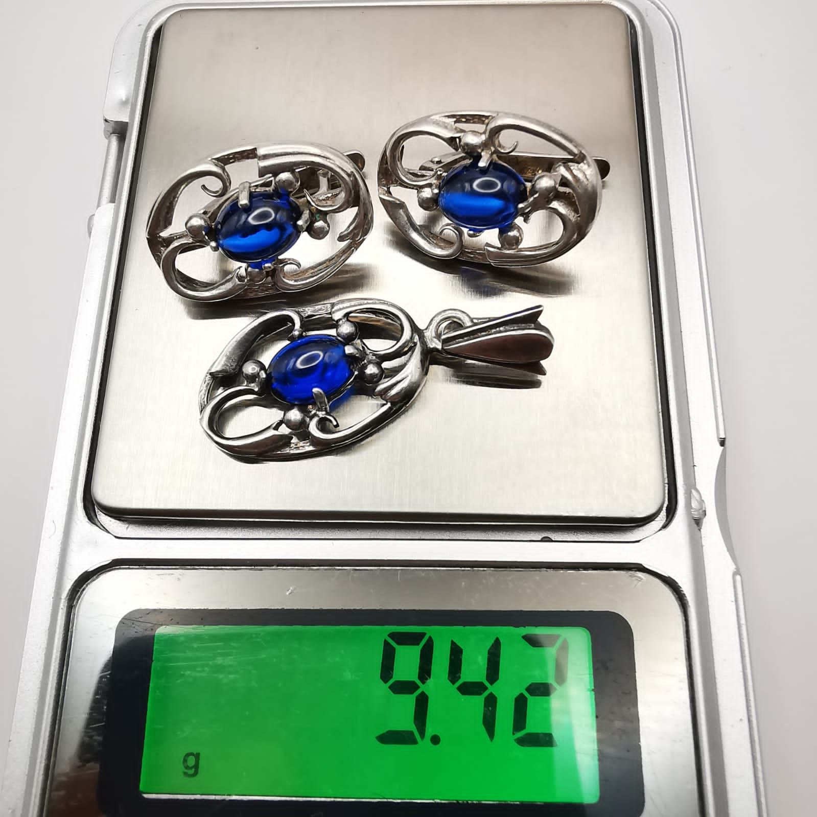 Sterling Silver Chic Vintage Set Pendant, Earrings,925 Sterling Silver Size ONE SIZE - 6 Thumbnail