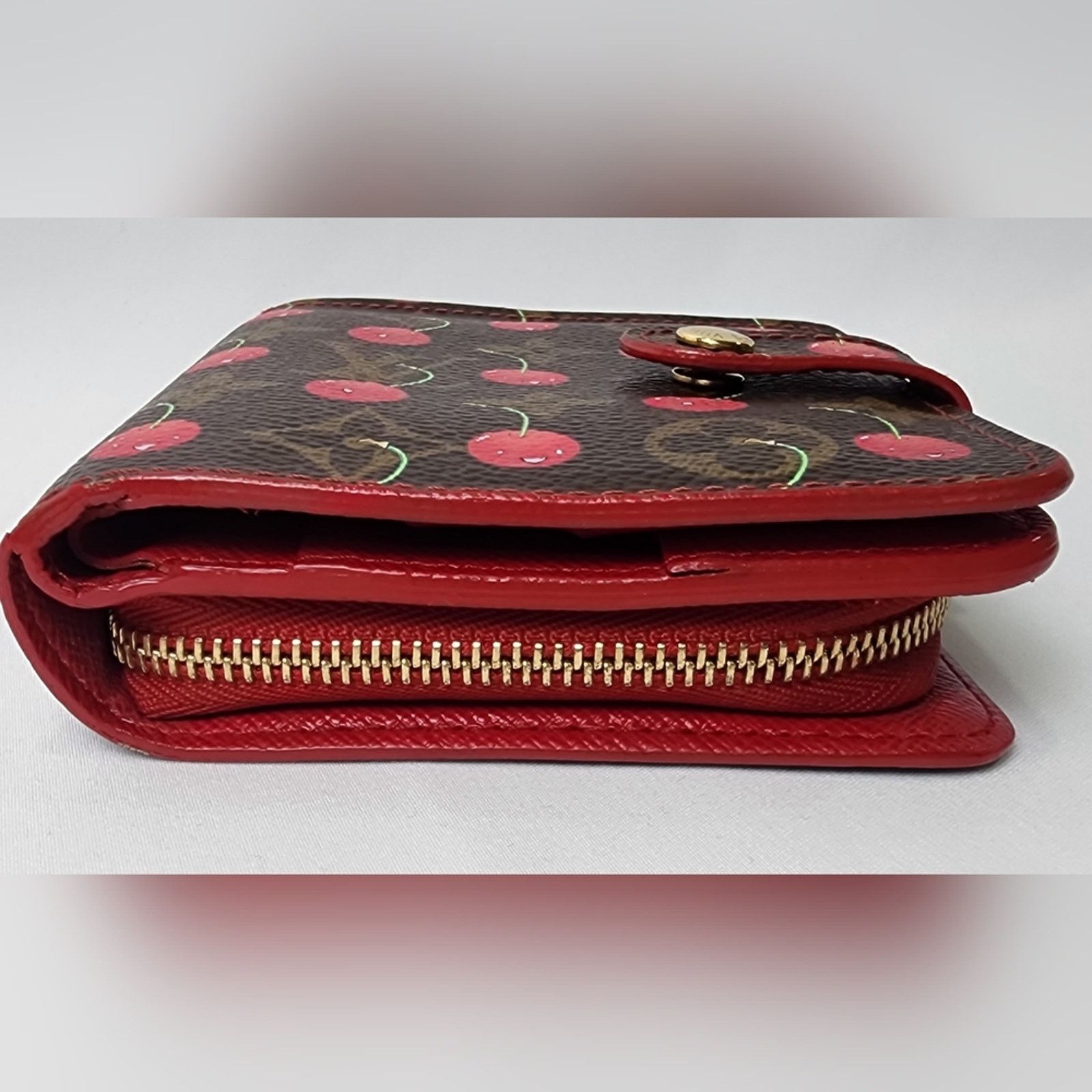 Louis Vuitton Louis Vuitton Limited Edition Murakami Cerises Zippy Wallet Size ONE SIZE - 2 Thumbnail