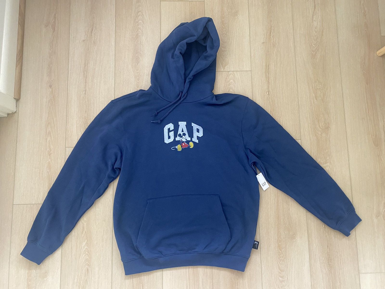 Disney × Gap Gap X Disney Collab Hoodie (Rare) - size M Size US M / EU 48-50 / 2 - 1 Thumbnail