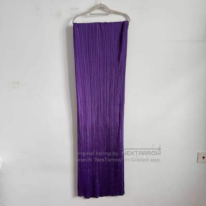 Issey Miyake Issey Miyake Purple Scarf Size ONE SIZE - 1 Thumbnail