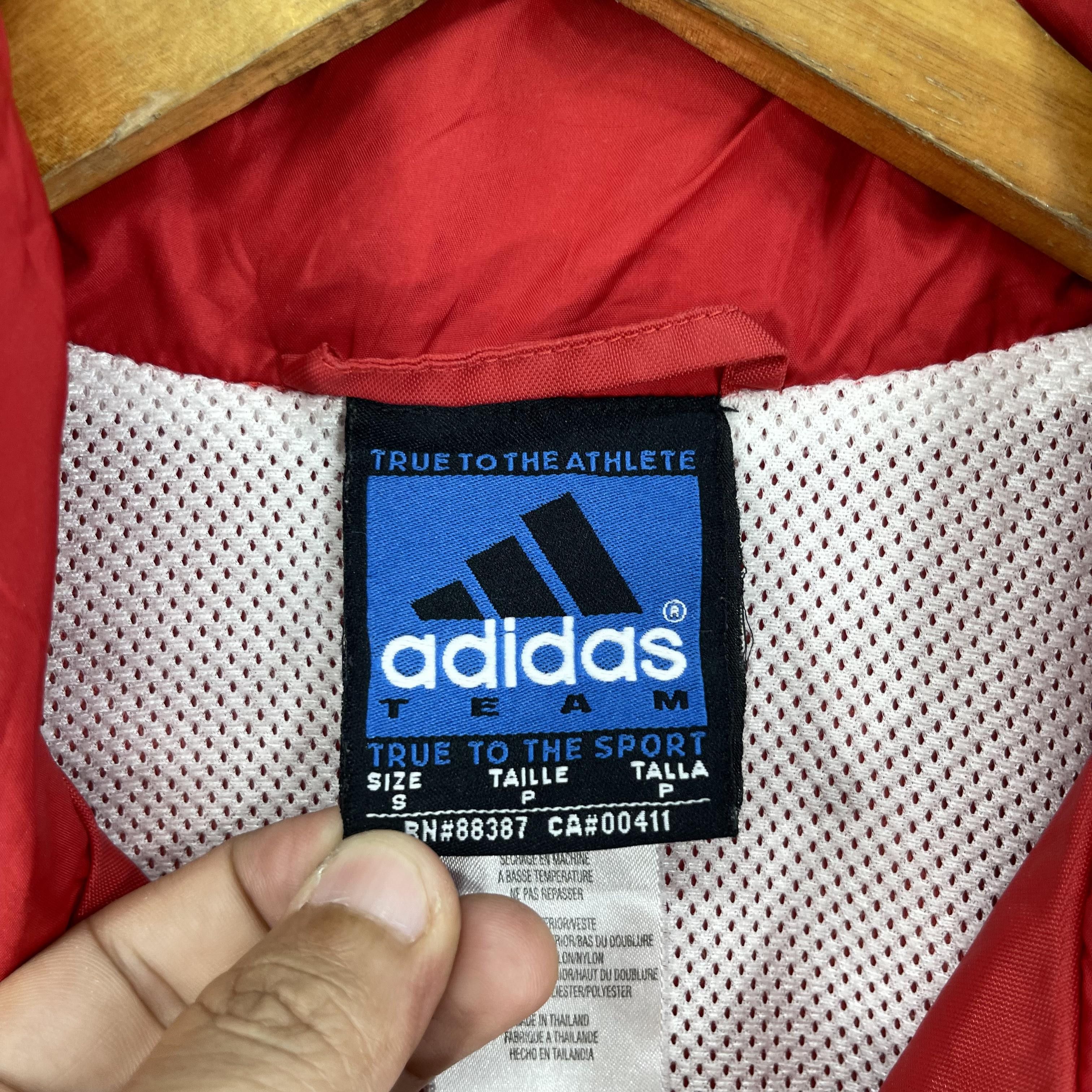 Adidas × Vintage Vintage ADIDAS Side Tape Windbreaker Zipper Jacket Size US S / EU 44-46 / 1 - 5 Thumbnail