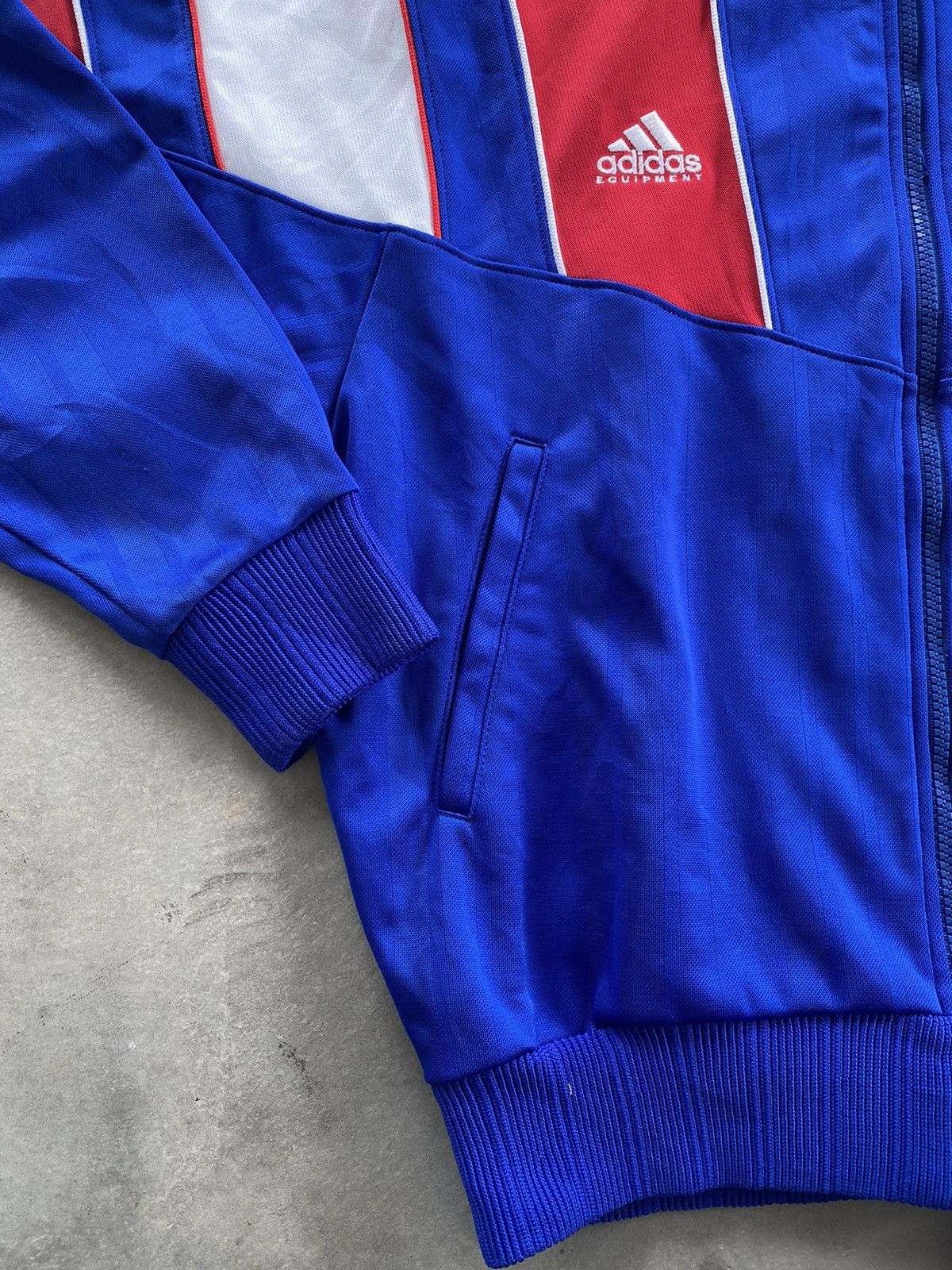 Adidas × Vintage VINTAGE ADIDAS EQUIPMENT TEMPLATE BAYERN MUNICH SWEATER Size US M / EU 48-50 / 2 - 5 Thumbnail