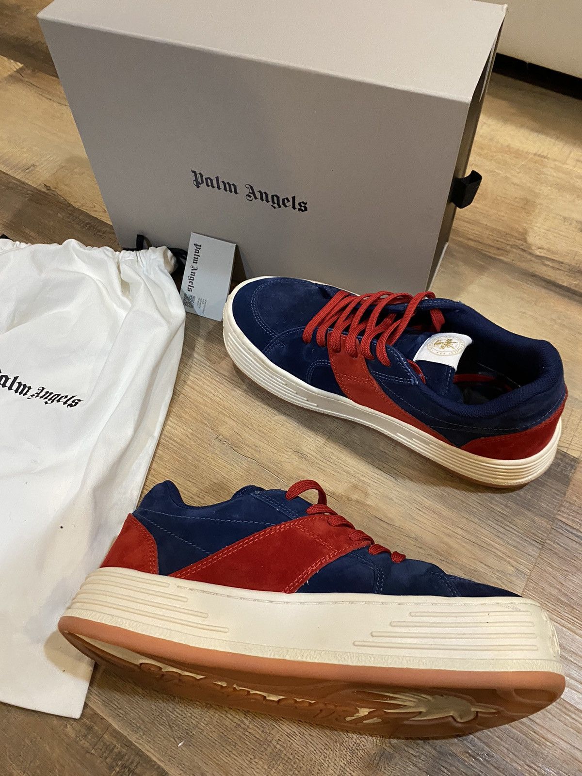 Palm Angels Palm Angels Low Top Sneaker Size US 11 / EU 44 - 2 Thumbnail