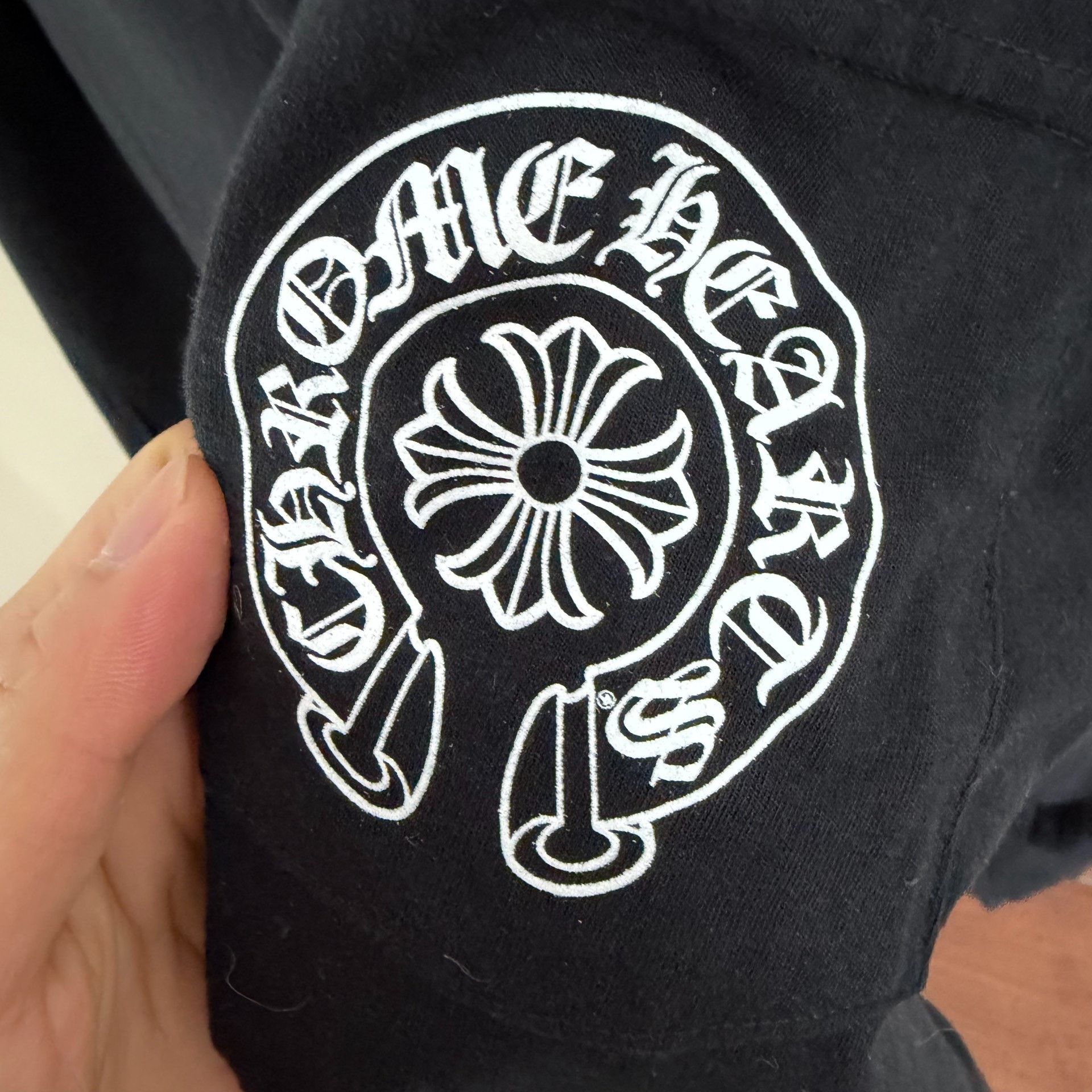 Chrome Hearts Chrome Hearts Taipei Excl Horseshoe Floral LS Tee Size US XXL / EU 58 / 5 - 4 Thumbnail