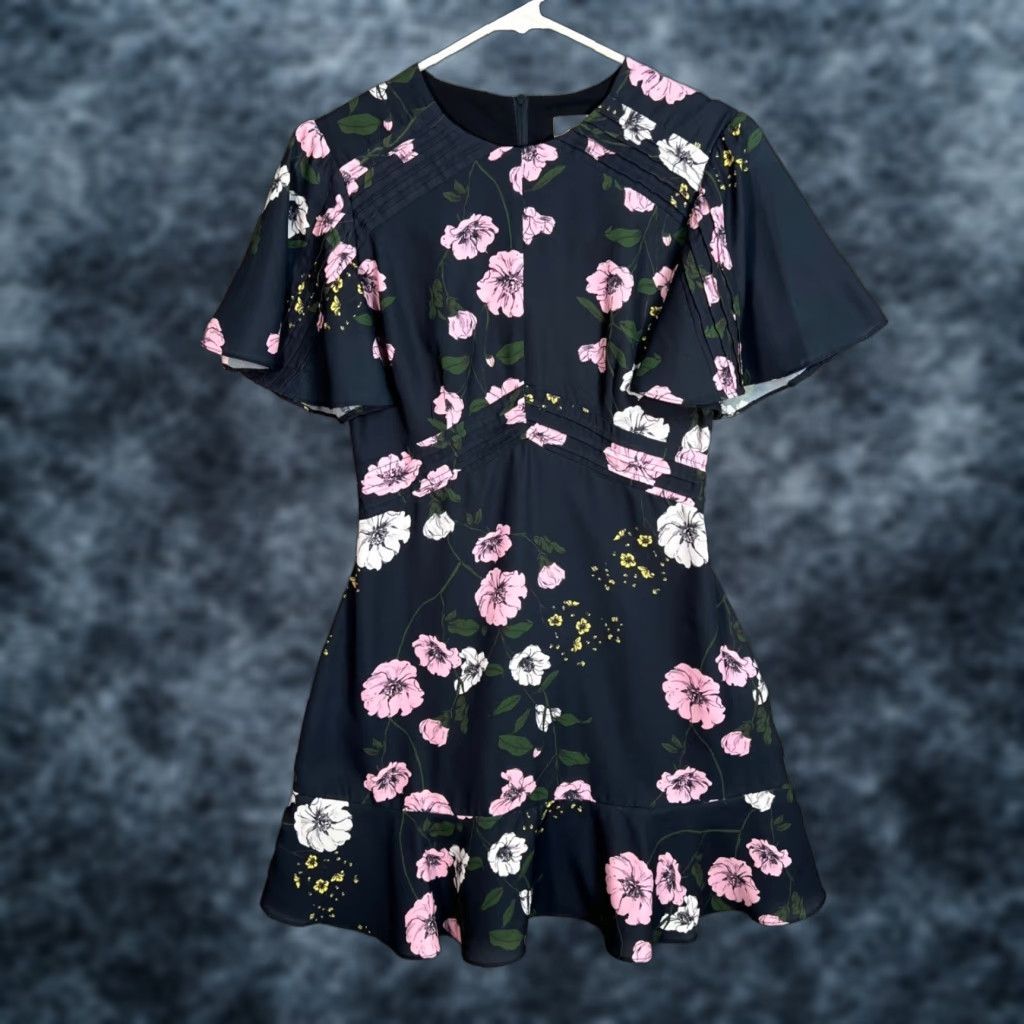 keepsake pink floral dress $250 Keepsake Women's Pink Sleeveless Floral Lace Embroidered Mini Dress  Size 4