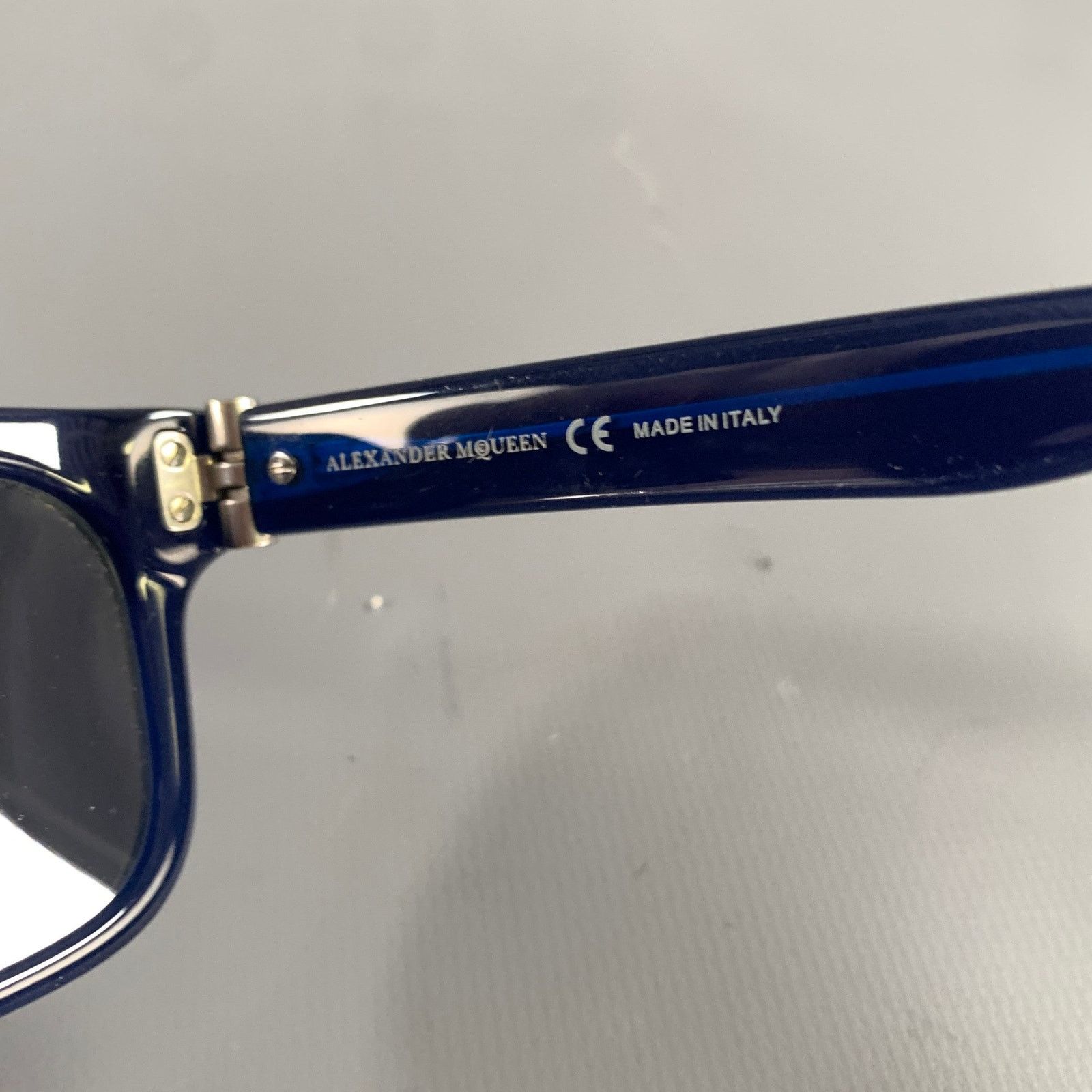 Alexander McQueen ALEXANDER MCQUEEN Blue Light Blue Stripe Sunglasses Size ONE SIZE - 5 Thumbnail