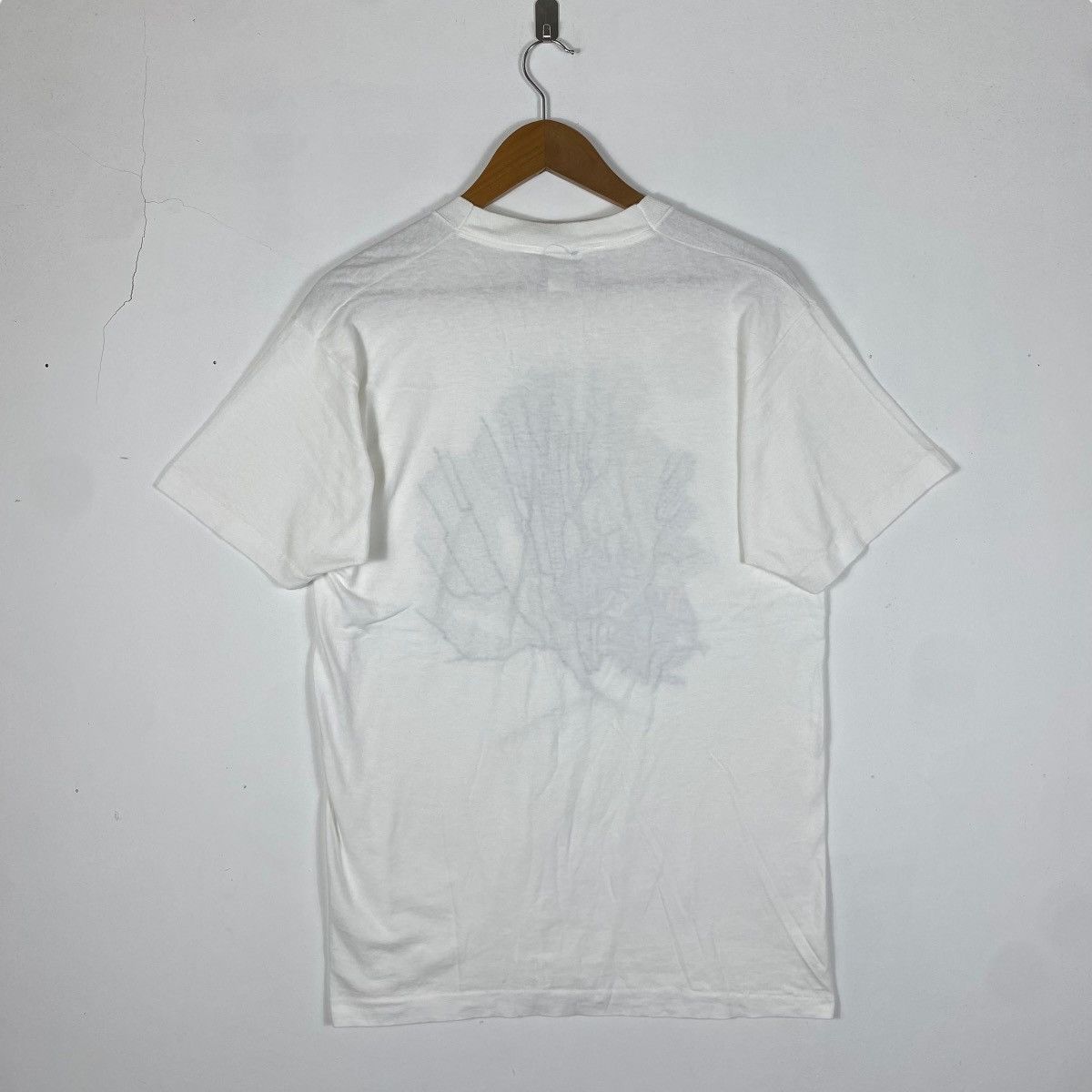Vintage Vintage 80's DIAMOND DUST Reef & Fishes Graphic Art Tee Size US L / EU 52-54 / 3 - 5 Thumbnail