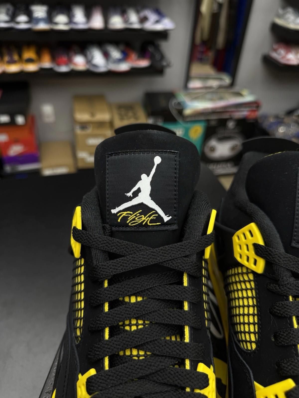 Jordan Brand Size 13 - Nike Air Jordan 4 Retro Thunder Yellow Black 2023 Size US 13 / EU 46 - 10 Thumbnail