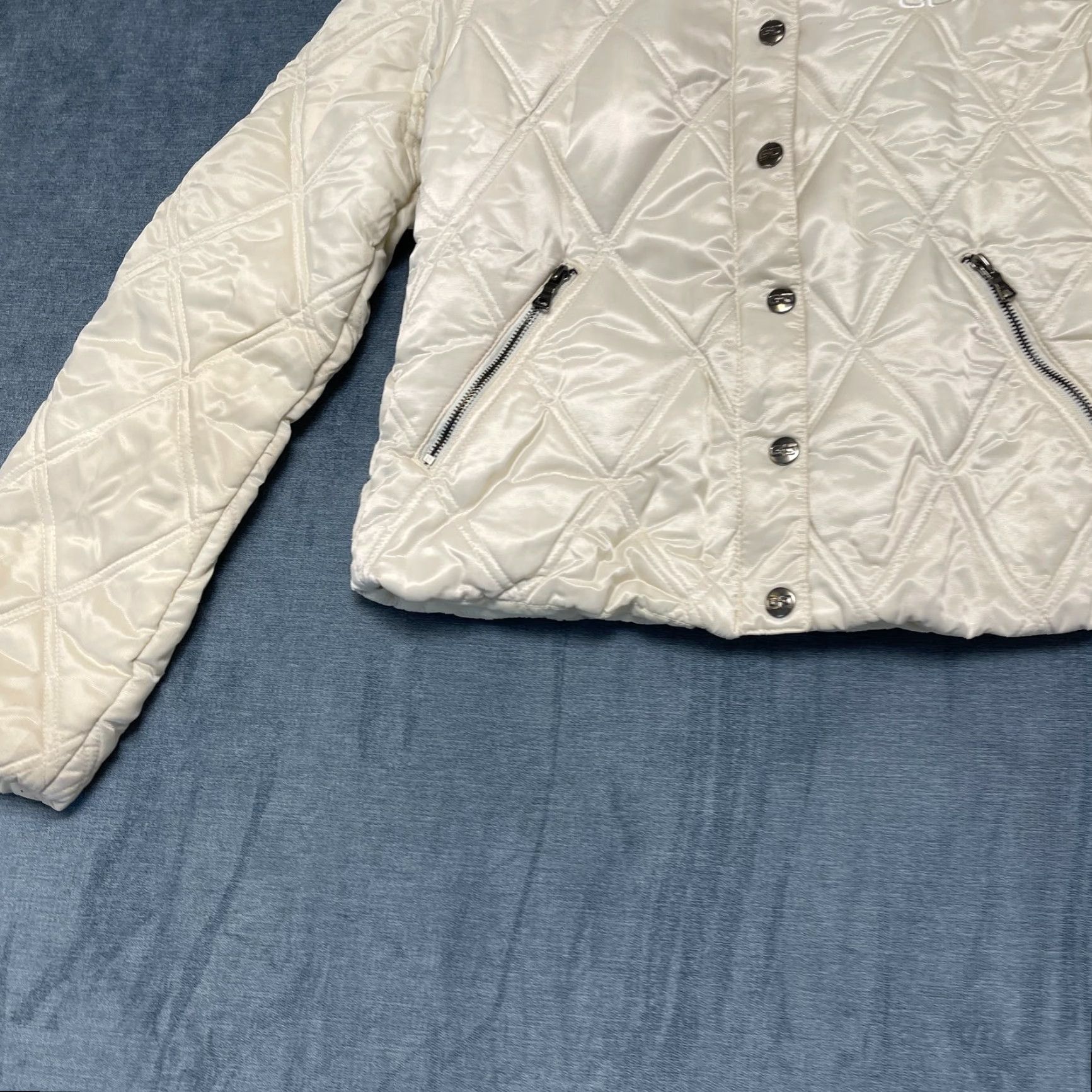 Guess VINTAGE Guess Puffer Jacket Womens M White Fleece Lined Quilted Snap Front Y2K Size M / US 6-8 / IT 42-44 - 3 Thumbnail