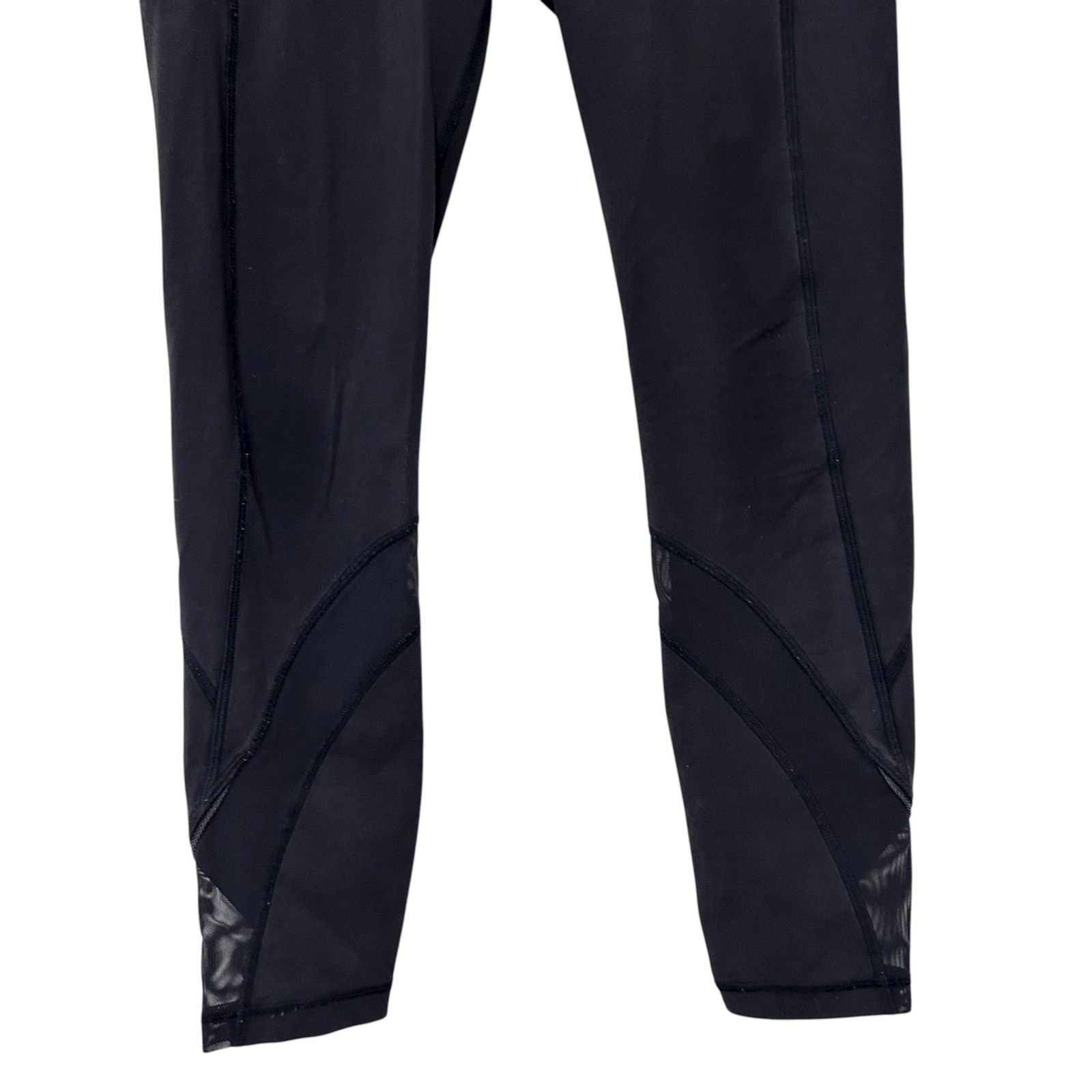 Lululemon Lululemon Black Mesh Detail Leggings Sz 6 Size 28" / US 6 / IT 42 - 4 Thumbnail