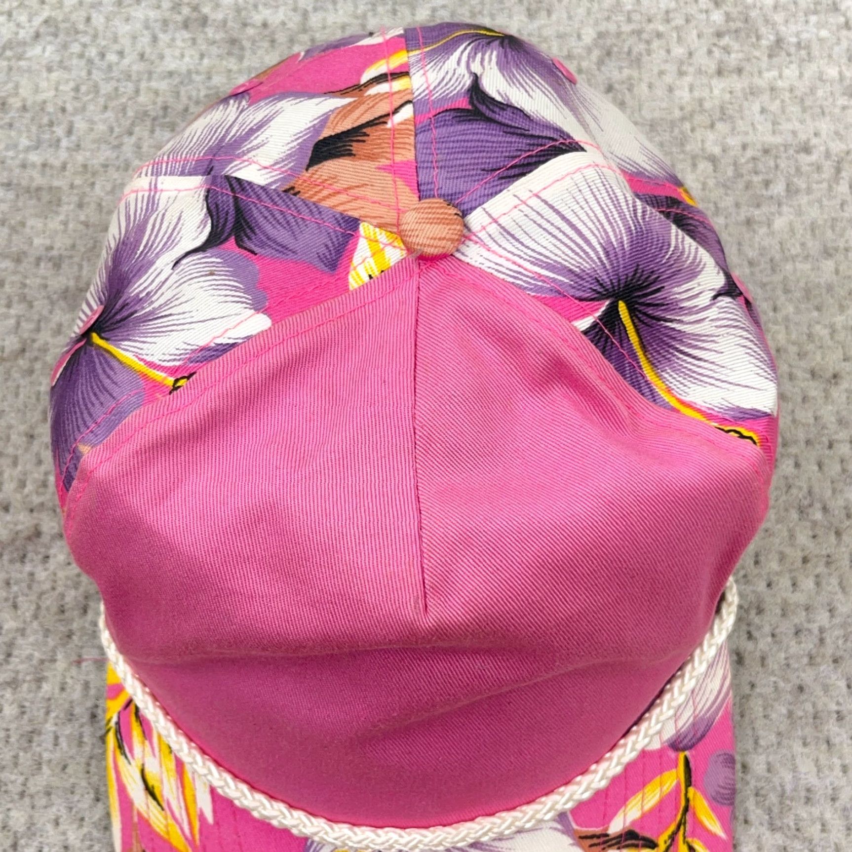 Vintage VINTAGE Winner Floral Trucker Hat Cap Snapback Pink Hawaiian Rope 80s 90s Blank Plain Mens One Size Pink Floral snapback hat cap Size ONE SIZE - 5 Thumbnail