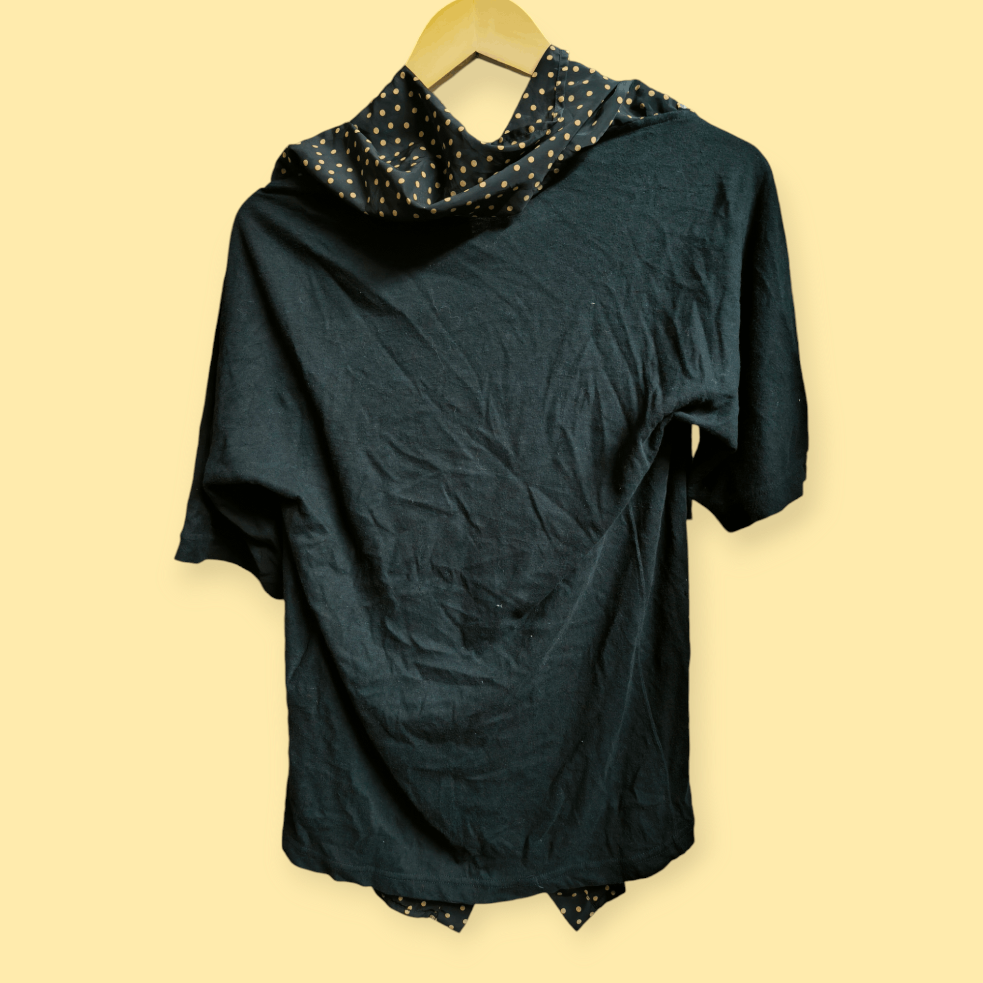 With Hoodie Polkadot