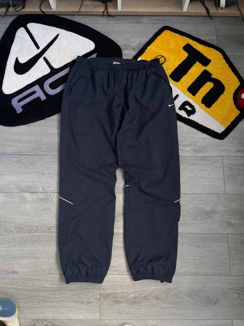 Nike × Streetwear × Vintage Sweatpants Nike Vintage rare mini swoosh 2000s Size US 36 / EU 52 - 1 Thumbnail