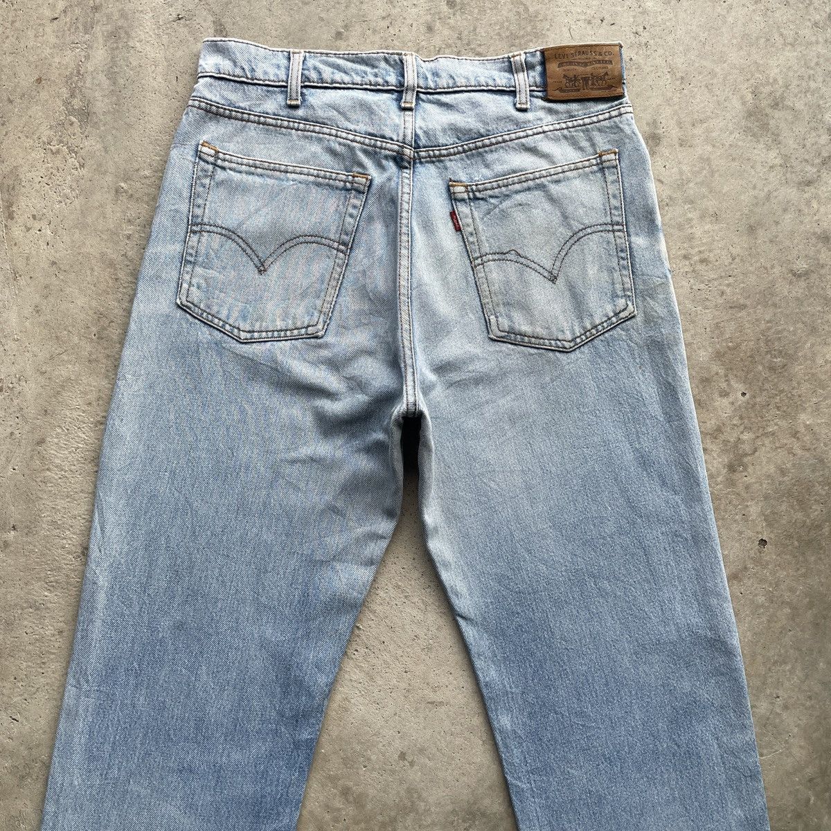 Levi's Vintage Levi’s Light Wash Faded Denim Jeans Pants W32 Size US 32 / EU 48 - 11 Thumbnail