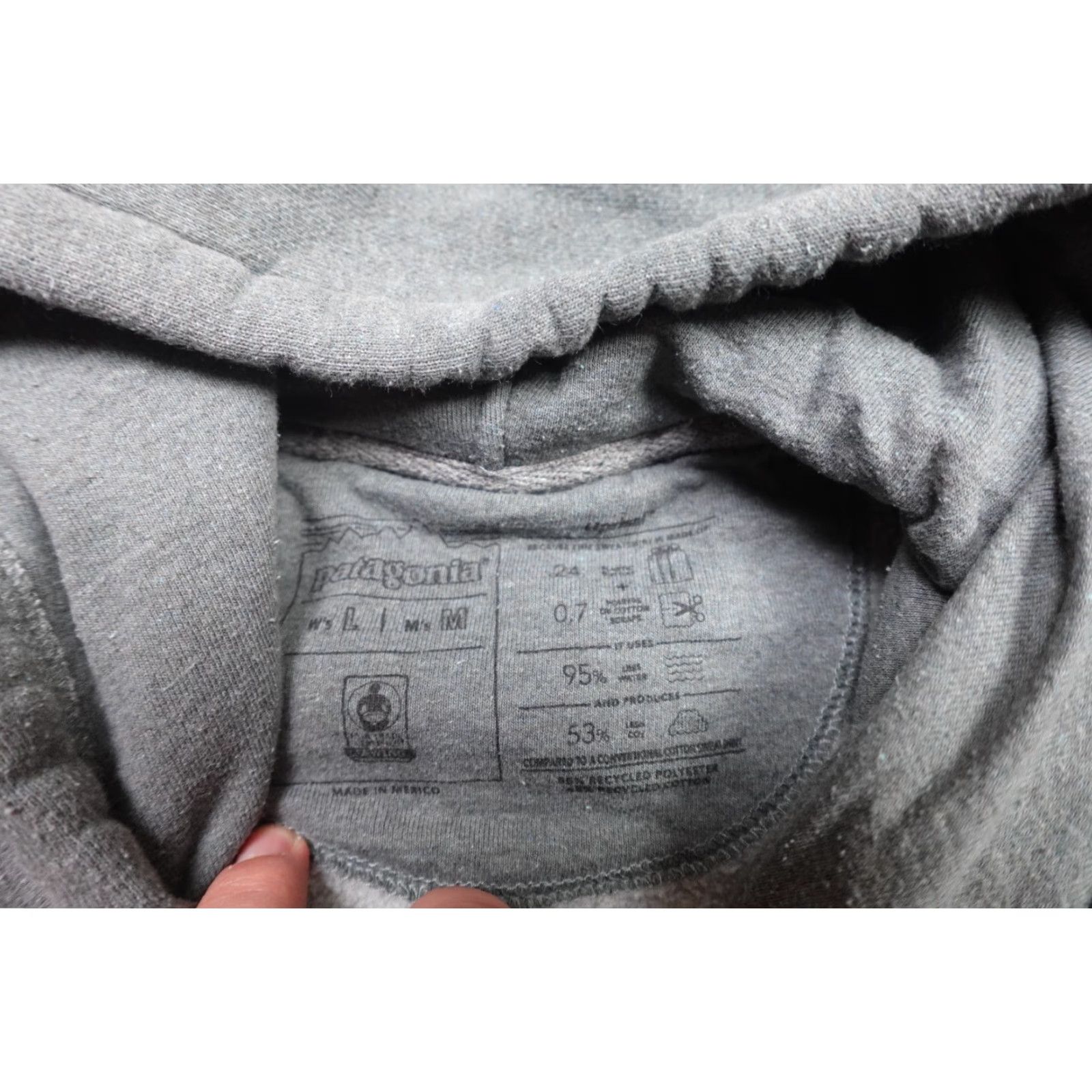 Patagonia Patagonia Sweatshirt Mens Medium Gray Hoodie Fleece Hiking Uprisal Box Logo Pullover Hooded Classic 90s Style Logo Size US M / EU 48-50 / 2 - 3 Thumbnail
