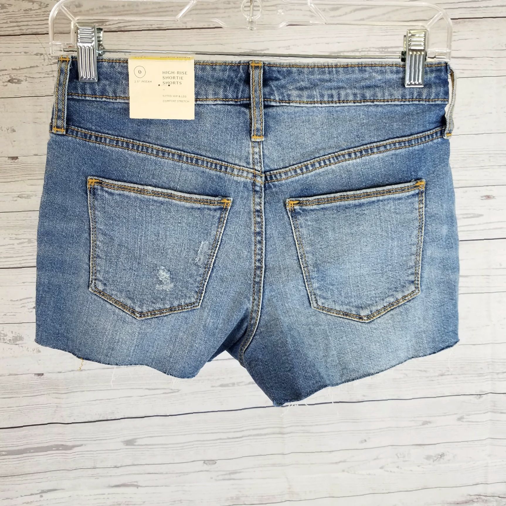 Vintage Universal Threads Womens Denim Shorts Sz 0 Blue High Rise Shortie Shorts Size 25" / US 0 / IT 36 - 2 Thumbnail