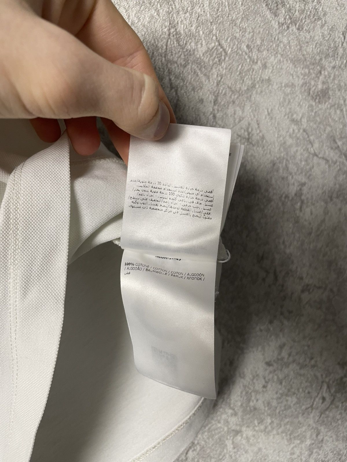 Moncler Gamme Bleu Moncler Gamme Bleu White T-Shirt With Pocket Size US M / EU 48-50 / 2 - 14 Thumbnail