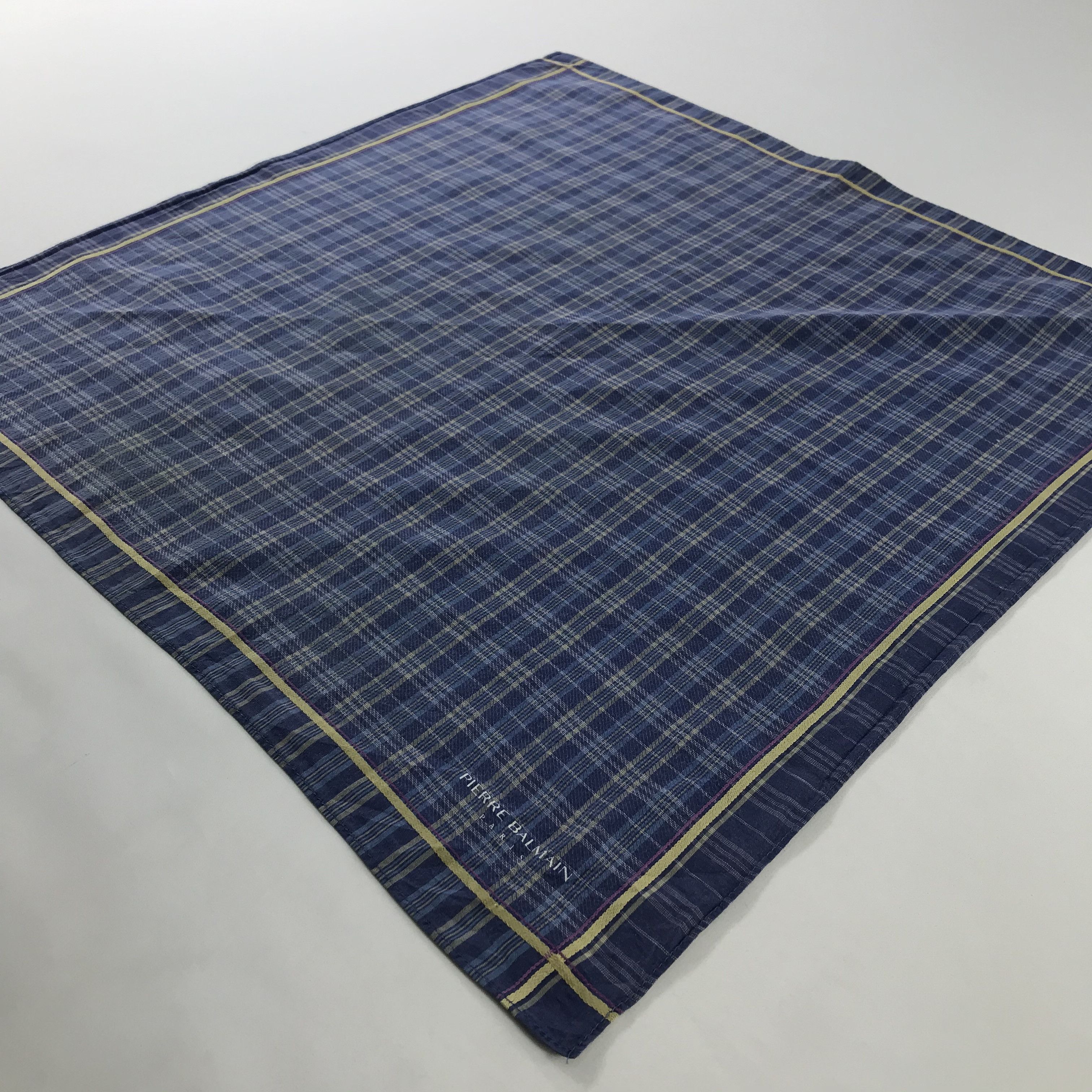 Pierre Balmain × Vintage Pierre Balmain Bandana / Handkerchief / Neckerchief - S1129 Size ONE SIZE - 2 Thumbnail