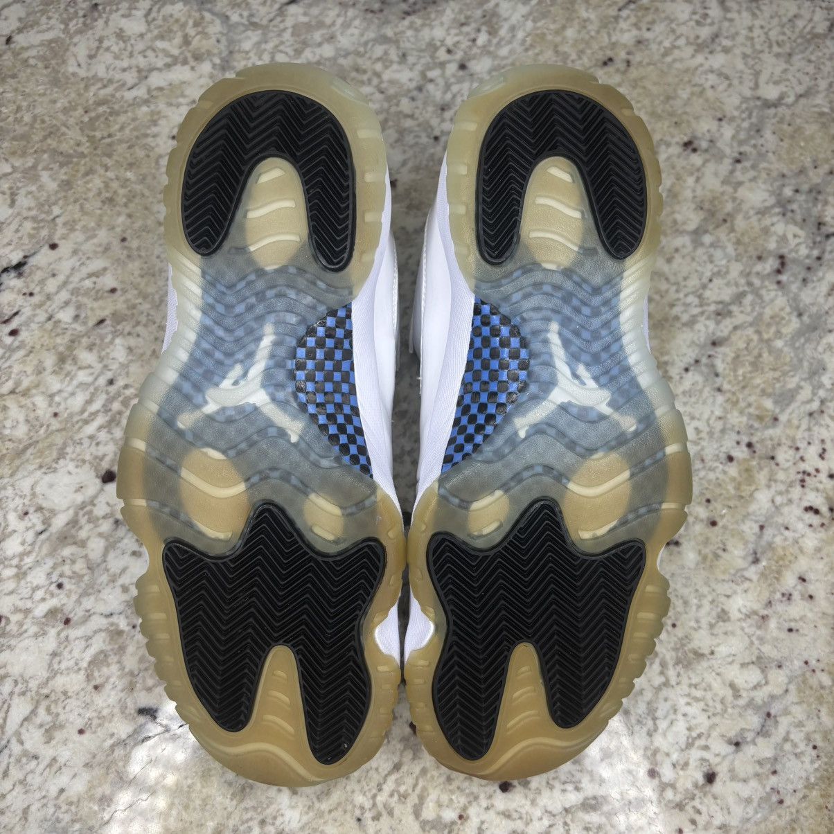 Jordan Brand Size 10-Jordan 11 Retro Low Legend Blue worn no box Size US 10 / EU 43 - 12 Thumbnail