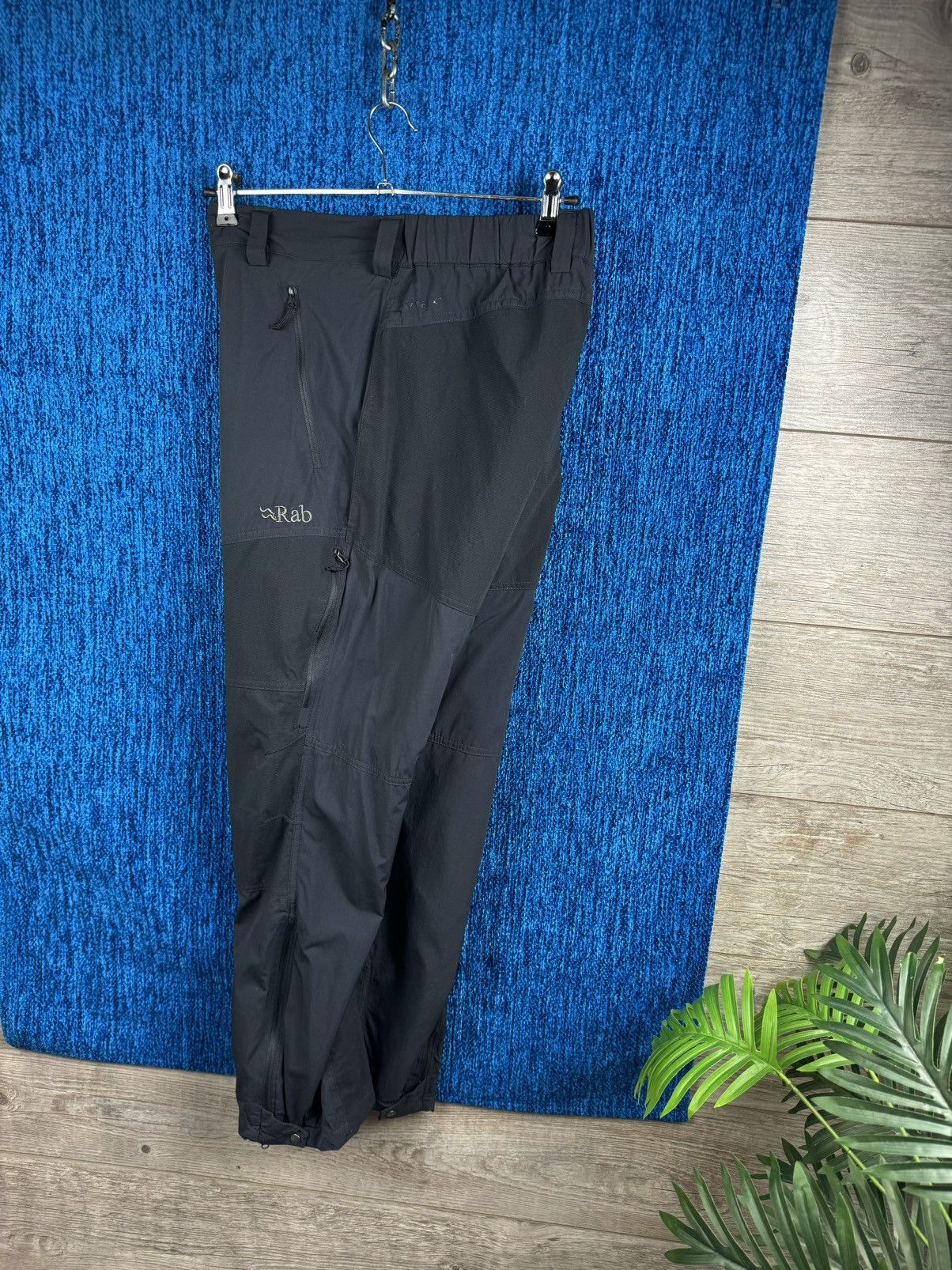 Rab Rab Softshell Magma Light Pants Outdoor Size US 32 / EU 48 - 1 Thumbnail