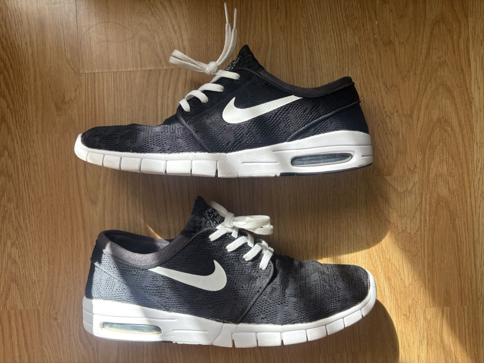 Nike Nike SB Stefan Janoski Black White Size US 11 / EU 44 - 2 Thumbnail