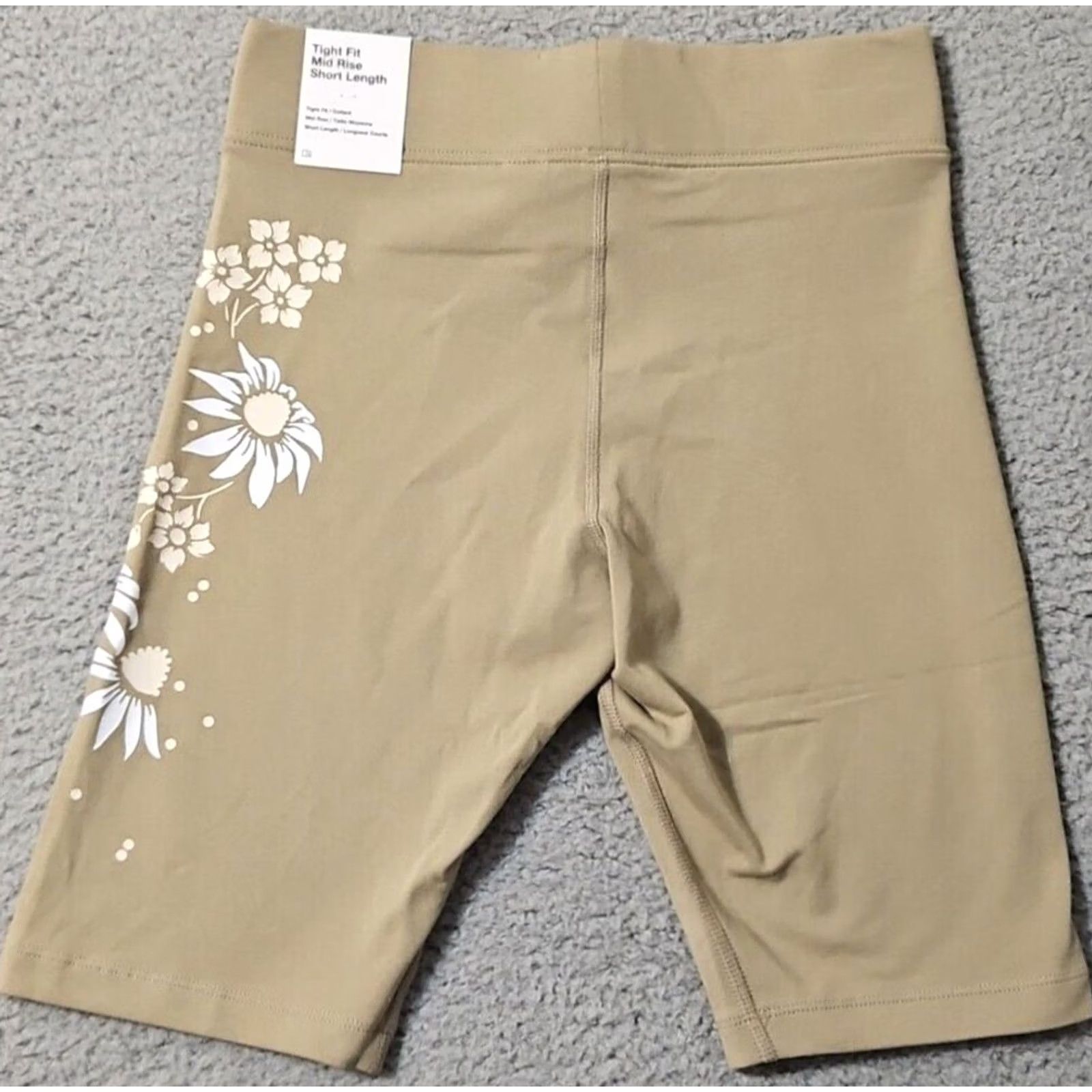 Nike Nike Women's Garden Party Tight Fit Bike Shorts NWT Light Brown Small Yoga Activewear Shorts Tennis Running Gym Size 28" / US 6 / IT 42 - 3 Thumbnail