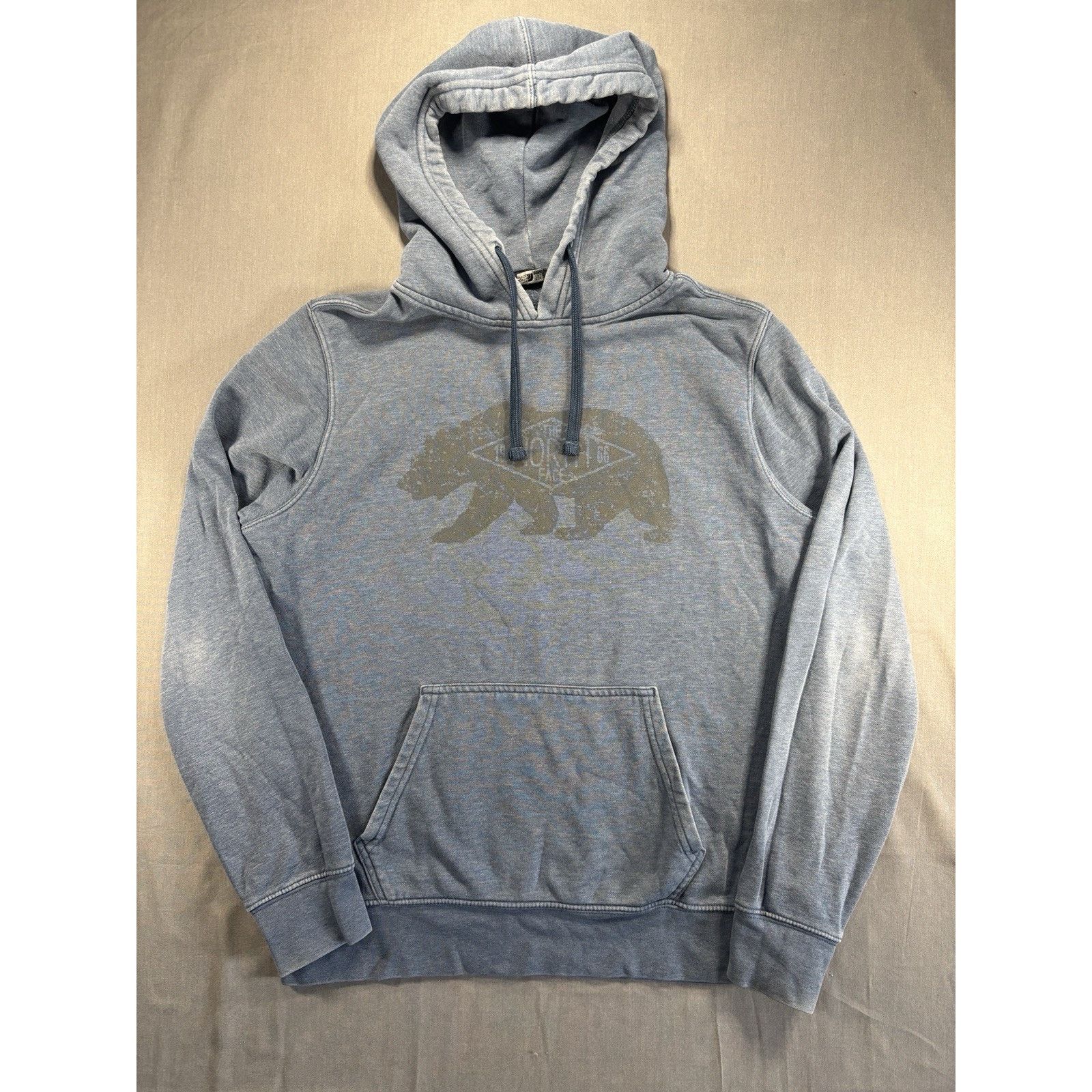 The North Face North Face Pullover Hoodie Mens M Blue Grizzly Bear Graphic Size US M / EU 48-50 / 2 - 2 Thumbnail