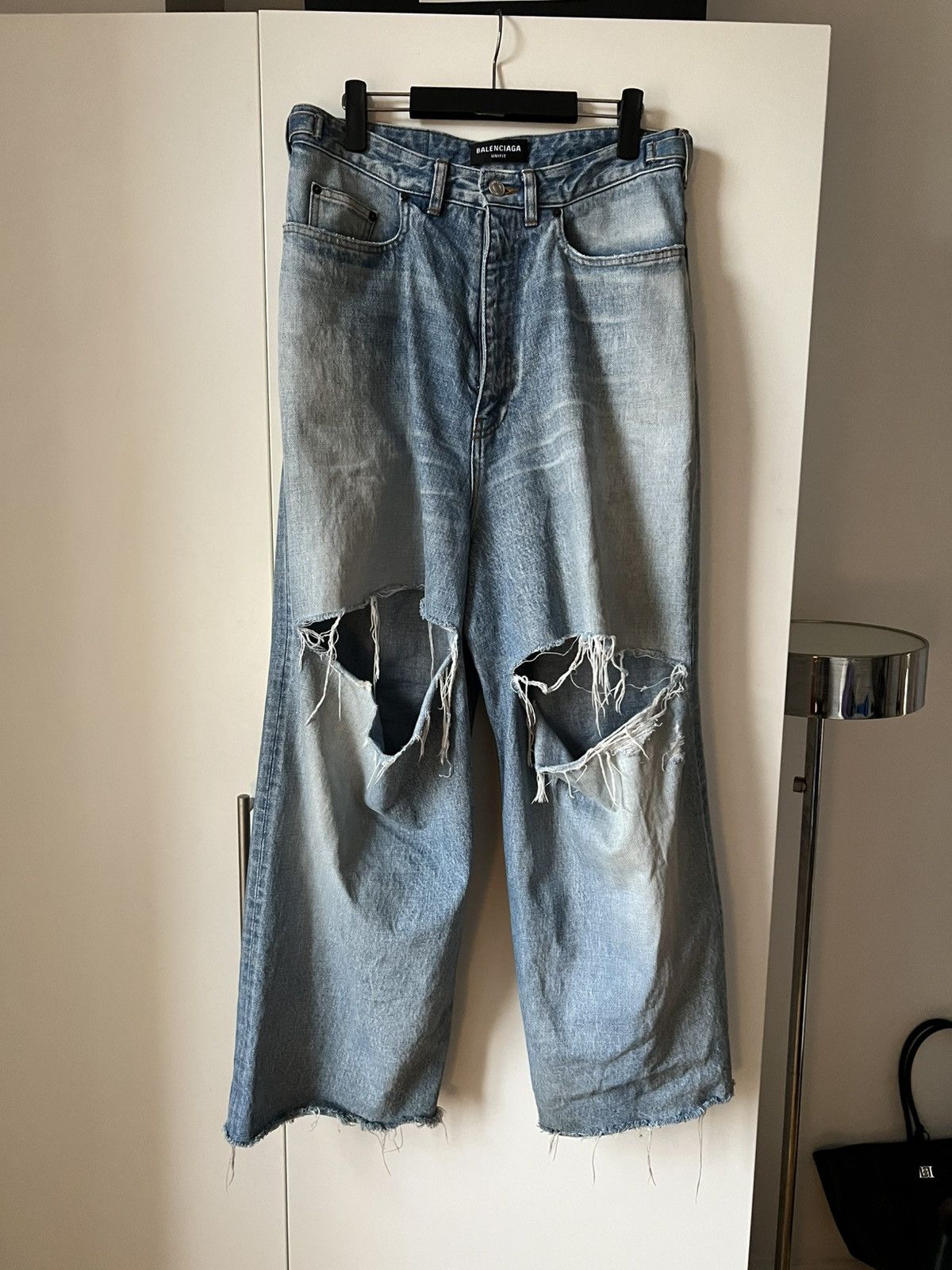 パンツ BALENCIAGA Destroyed Skater Jeans blue S Balenciaga Destroyed Skater Jeans Wide Baggy Distressed