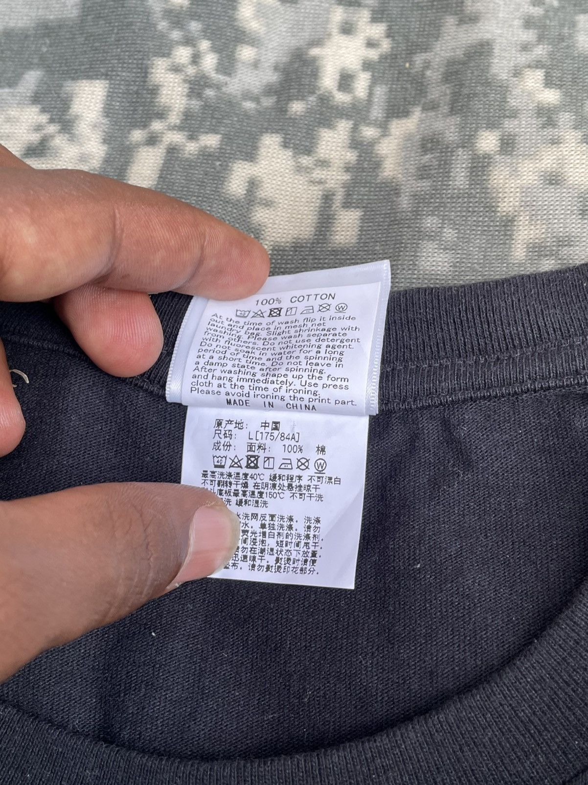 Bape 1ST CAMO SHARK TEE Size US L / EU 52-54 / 3 - 5 Thumbnail