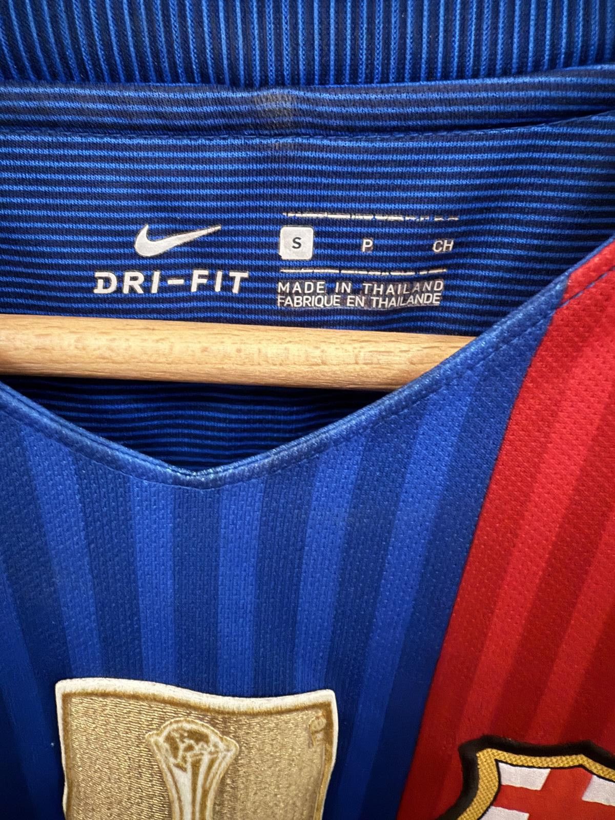 Nike FC Barcelona Men's Nike Dri-FIT Soccer Jersey Size Small Size ONE SIZE - 3 Thumbnail