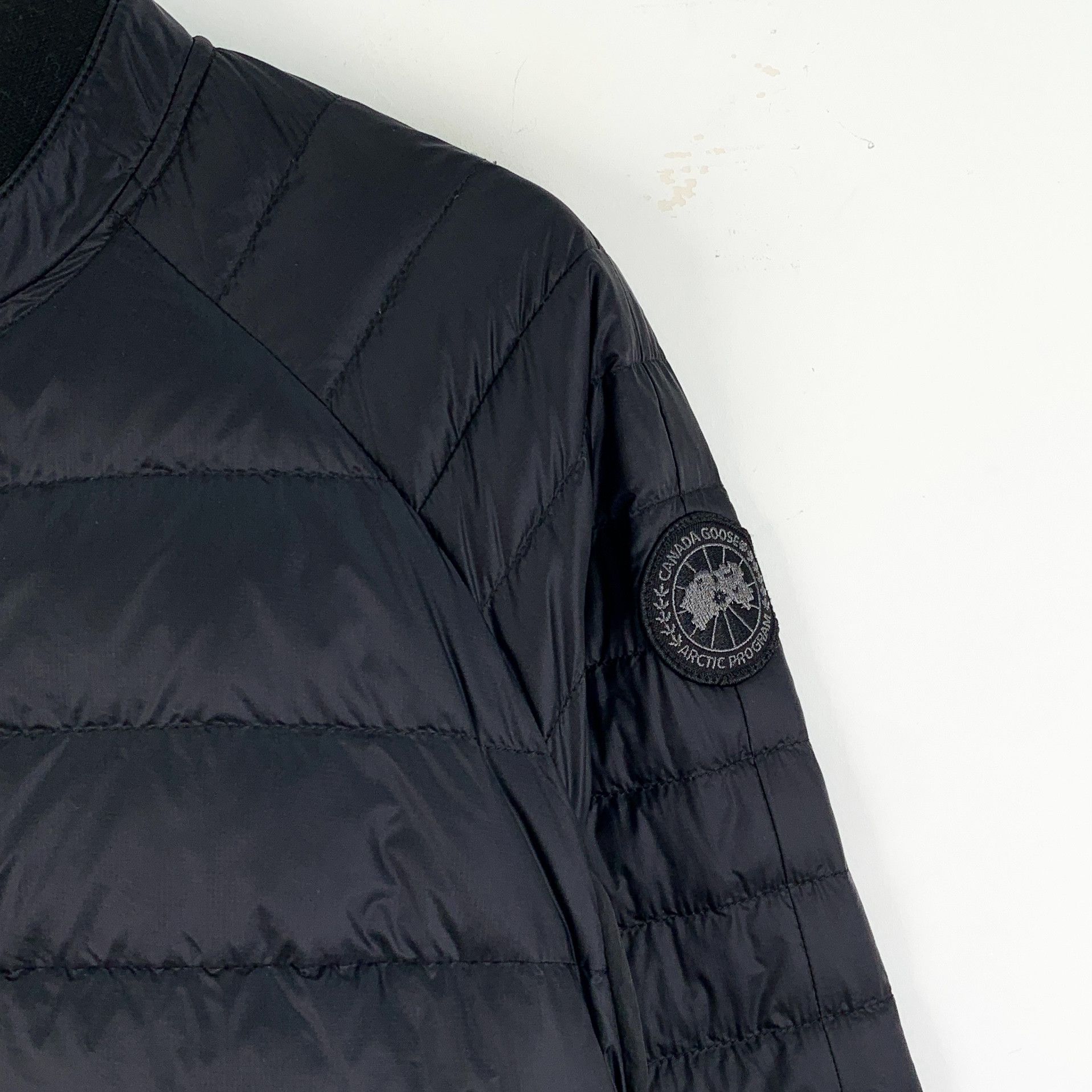 Canada Goose Canada Goose Roncy Black Down Jacket (Size M) Size US M / EU 48-50 / 2 - 6 Thumbnail