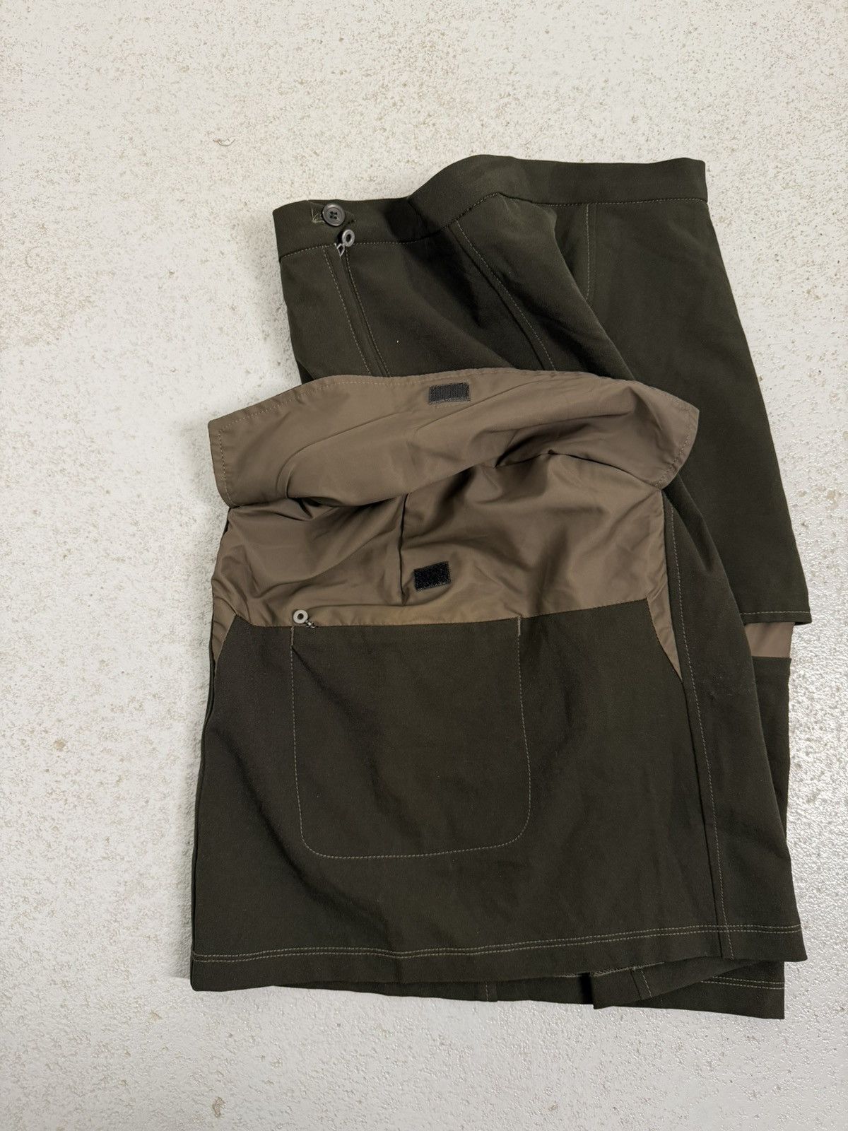 Marithe + Francois Girbaud Marithe Francois Girbaud Technical 2 Hidden Pockets Skirt Size 30" / US 8 / IT 44 - 8 Thumbnail