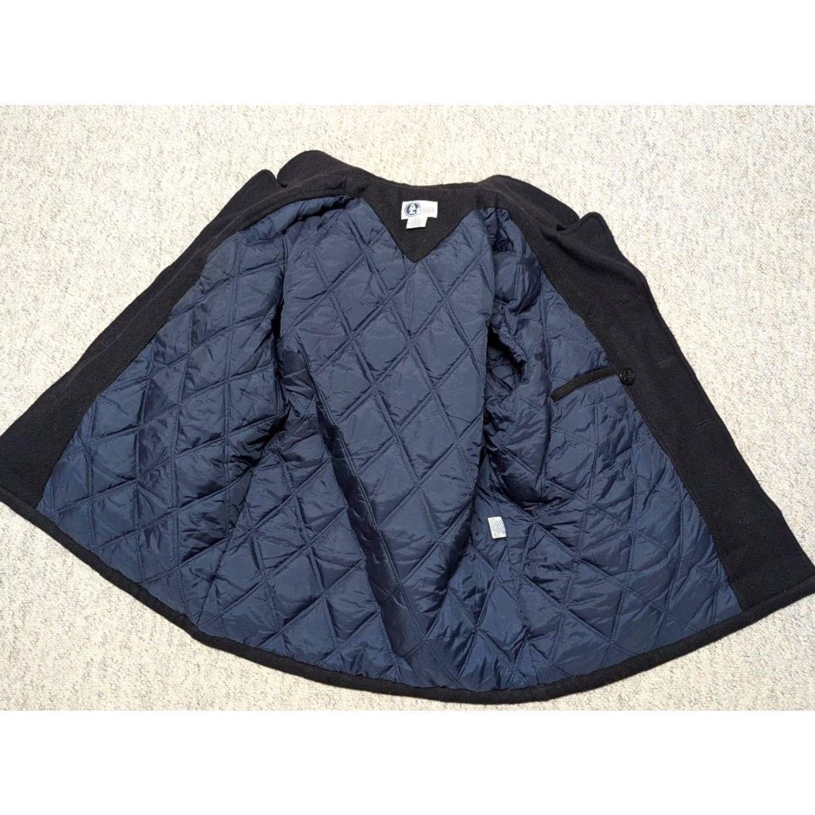 Vintage VINTAGE Pea Coat Navy Blue Wool XL 46-48 Navy anchor buttons Navy Blue NAVAL 1990s Lined Mens Coat Wool 46-48 Navy Button Mens Size US XL / EU 56 / 4 - 5 Thumbnail