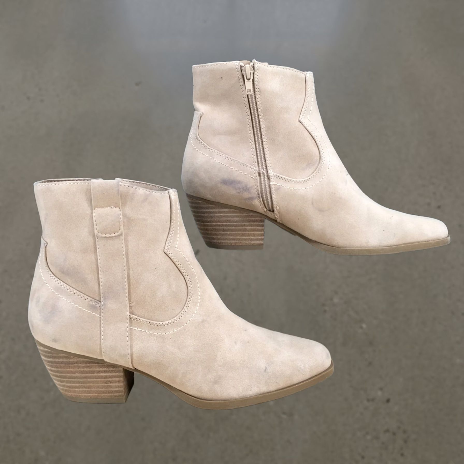 Dolce Vita DV Dolce Vita Perdue Boots Women 9 Tan Suede Side Zip Ankle Bootie Western Style Size US 9 / IT 39 - 1 Thumbnail