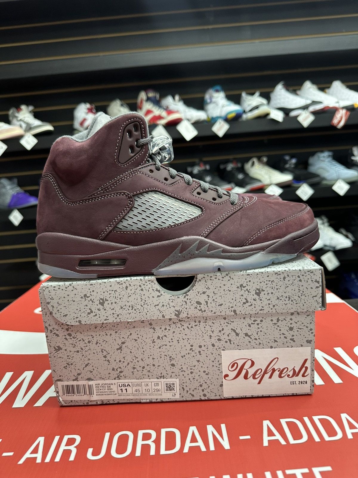 Jordan Brand Air Jordan 5 Burgundy Size 11 Size US 11 / EU 44 - 1 Thumbnail