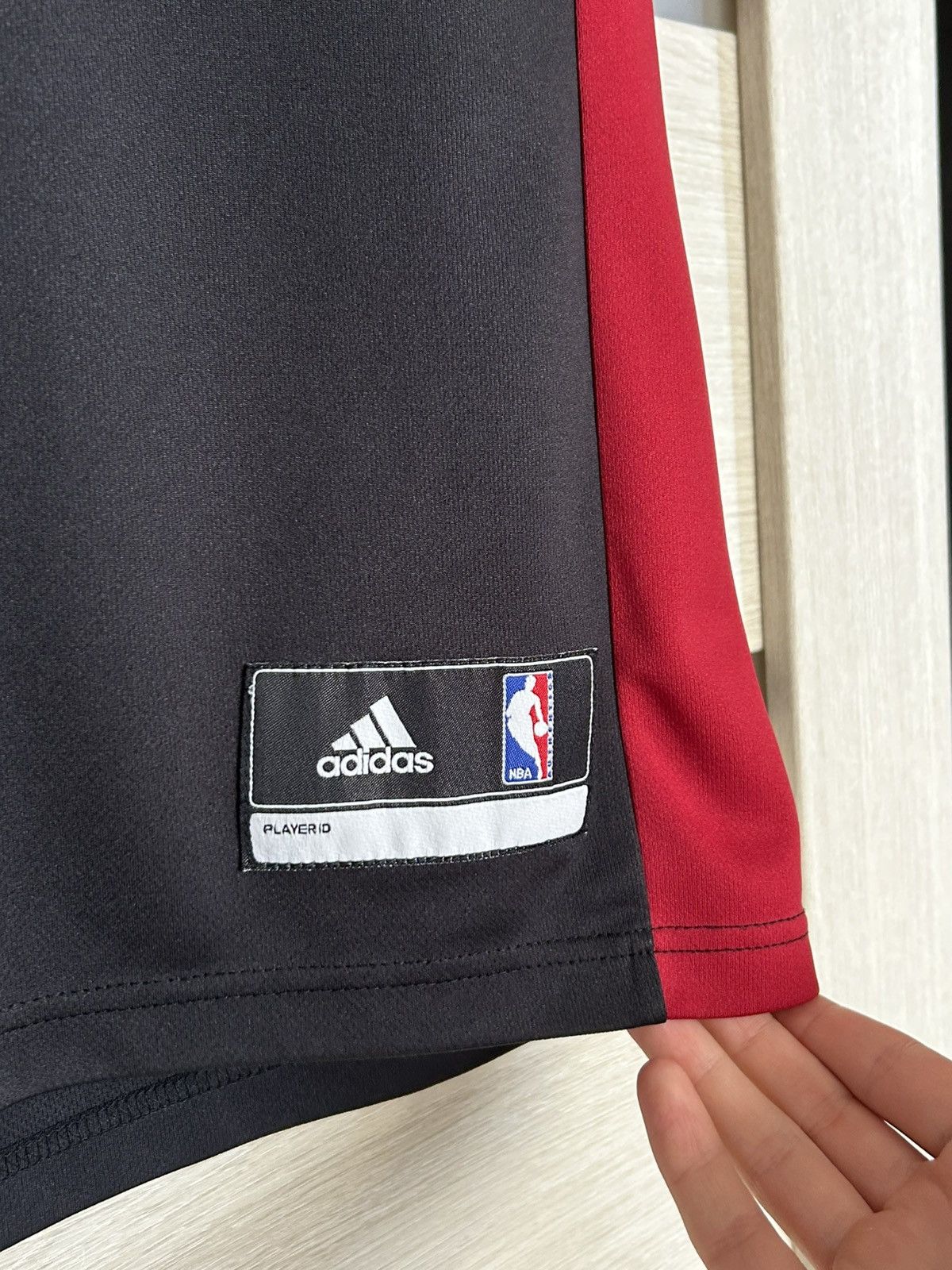 Adidas Adidas NBA Miami Lebron James 6 Vintage man’s jersey size S Size US S / EU 44-46 / 1 - 7 Thumbnail