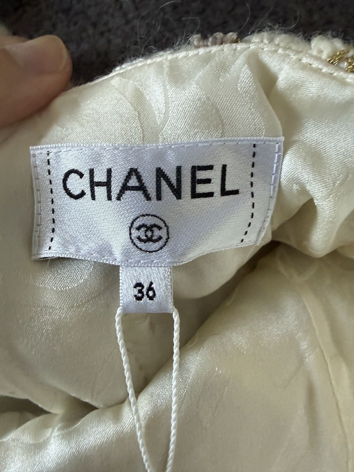 Chanel chanel 18A Métiers d’Art mini dress Size 26" / US 2 / IT 38 - 5 Thumbnail