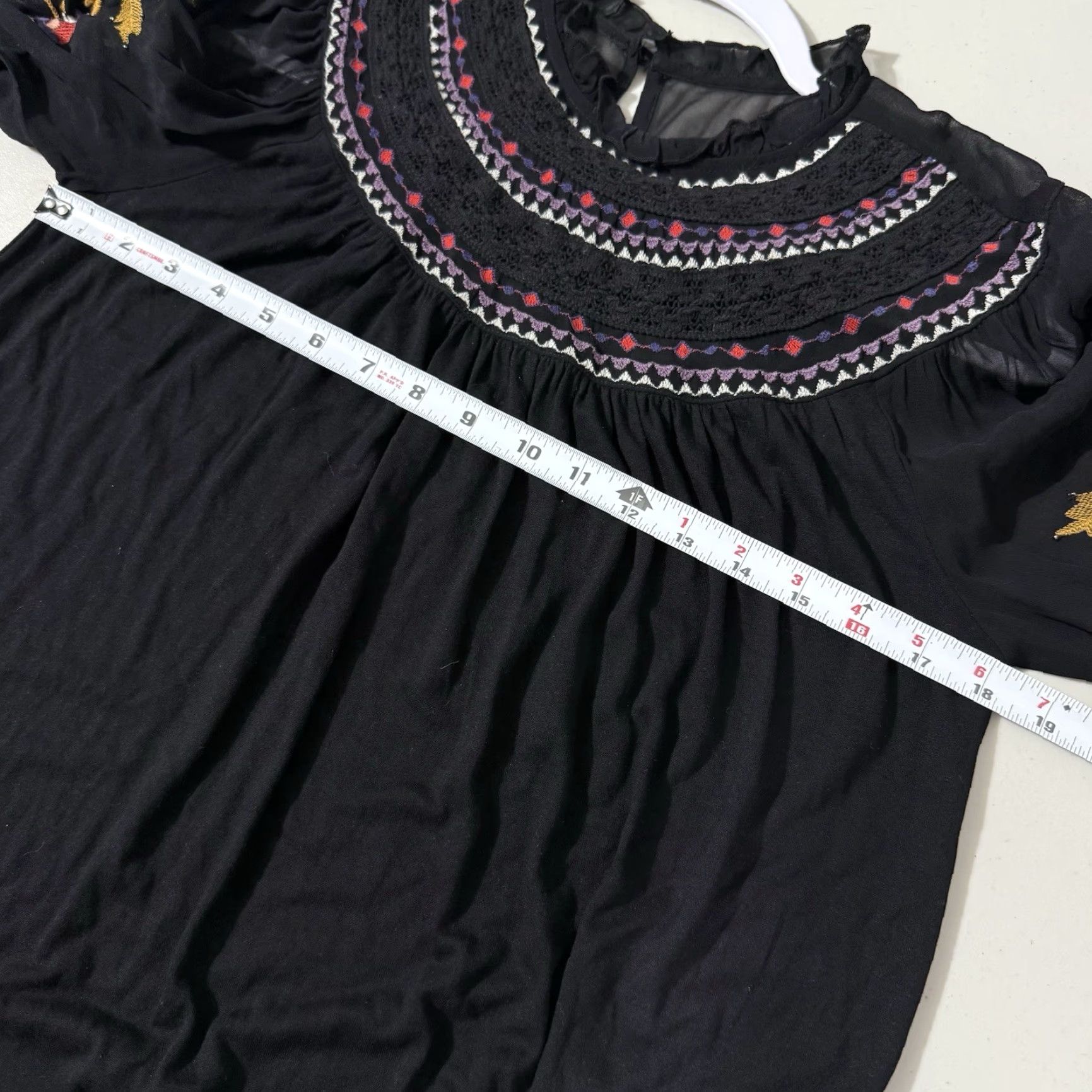 Anthropologie ANtHROPOLOGIE Akemi + Kin Louise Embroidered Floral Black Sheer Top XS Womens Blouse Size XS Embroidered Beaded Viscose Floral 90s? Size XS / US 0-2 / IT 36-38 - 3 Thumbnail