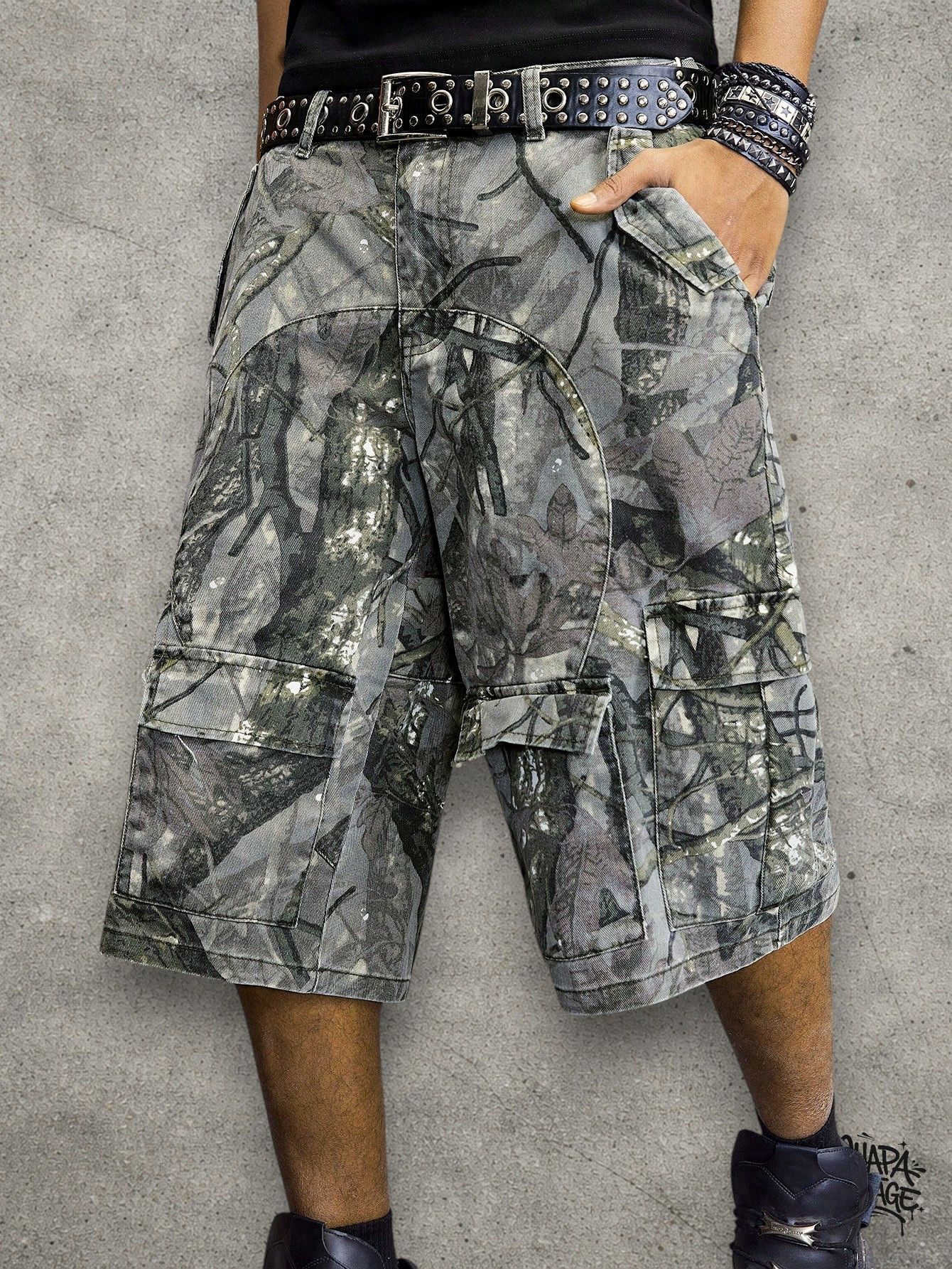Japanese Brand Camog forest shorts Size US 32 / EU 48 - 1 Thumbnail