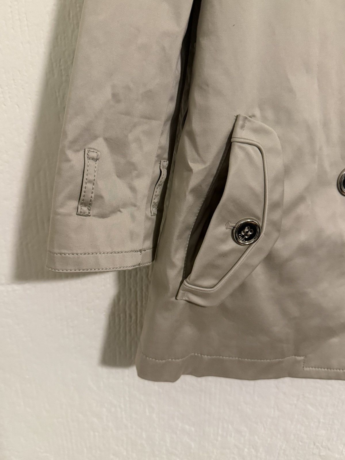 Coach Coach cropped trench coat button jacket size 0 tan Size XS / US 0-2 / IT 36-38 - 4 Thumbnail