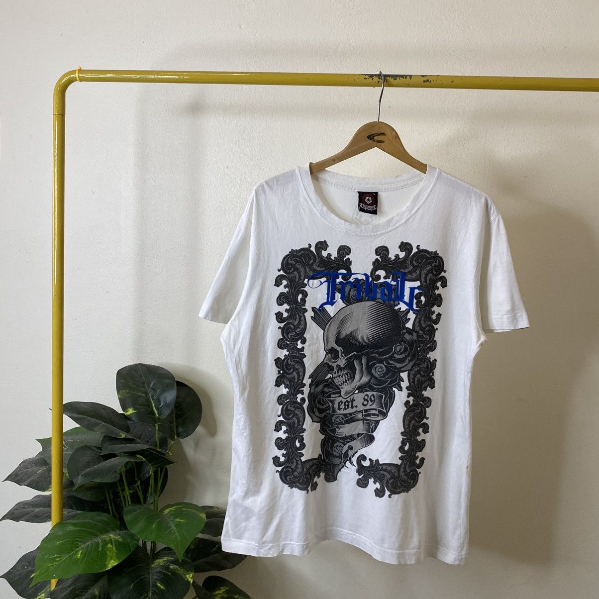 Tribal Streetwear Vintage y2k Tribal Skulls Affliction Streetwear T Shirt Size US L / EU 52-54 / 3 - 1 Thumbnail
