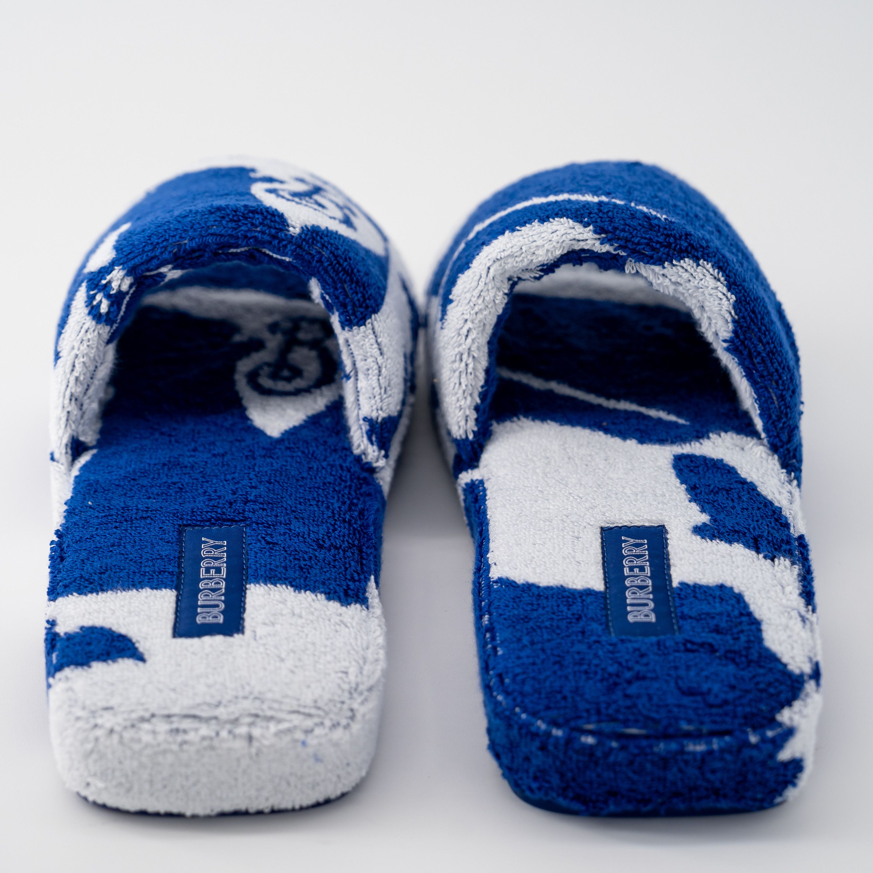Burberry 37.5 7.5 Burberry Snug Towelling Slide Slippers Knight Blue Size US 7.5 / IT 37.5 - 3 Thumbnail