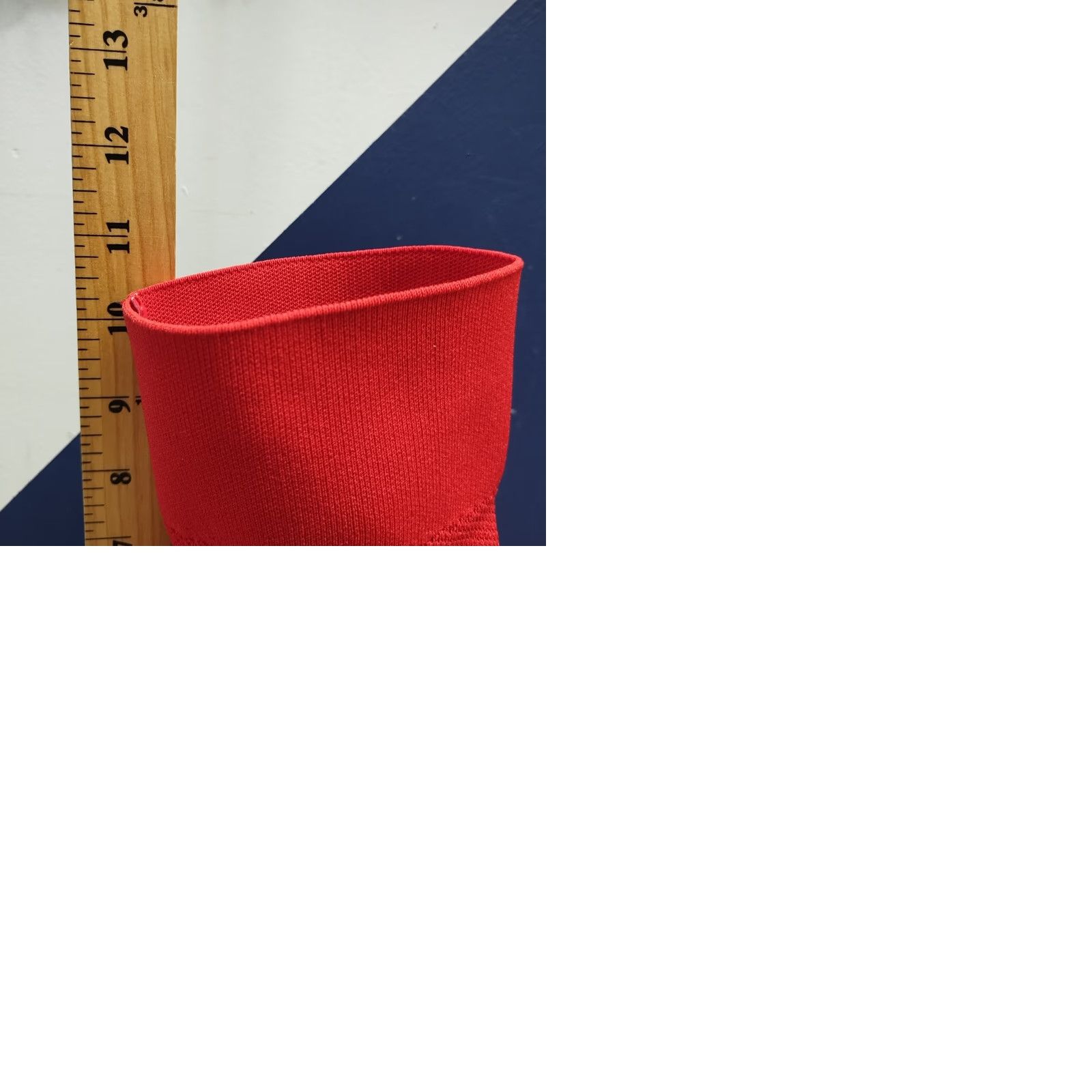 Vintage R.Rash Stiletto Heels Womens US Size 7.5W Red Fabric Upper Pointed Toe Pull On NWOB Size: Womens Size 7.5W Mens? Size US 8 / IT 38 - 10 Thumbnail
