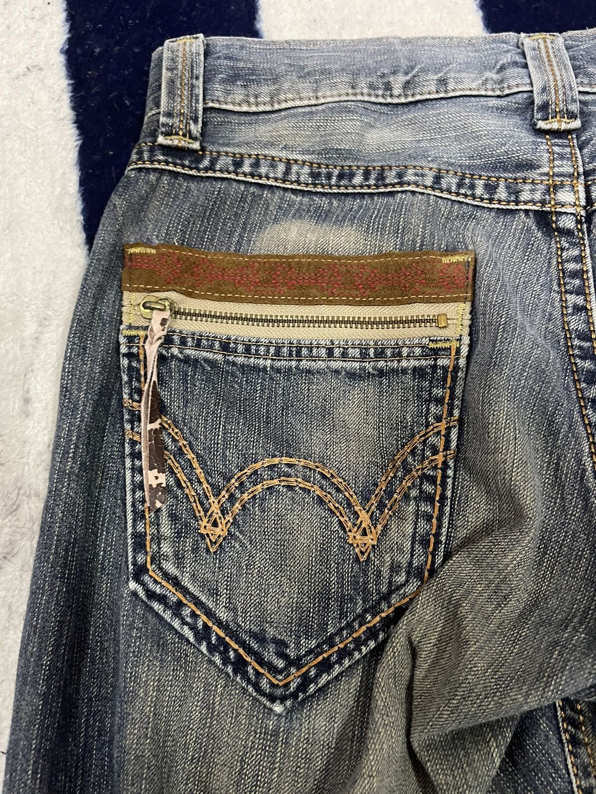 Edwin × Japanese Brand Distressed Edwin Exclusive Vintage Jeans (11) Size US 32 / EU 48 - 6 Thumbnail