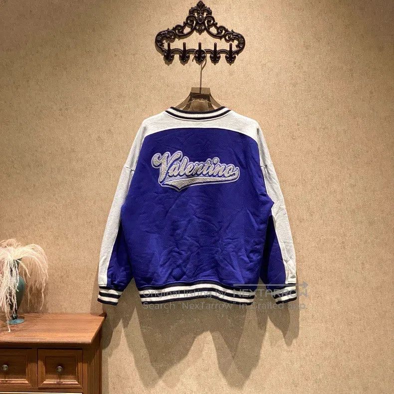 Valentino Valentino Contrasting logo letter logo cardigan Size L / US 10 / IT 46 - 2 Thumbnail