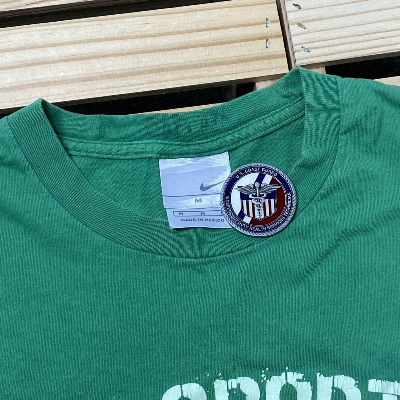 Nike Vintage Nike Green Tee Size Medium Size US M / EU 48-50 / 2 - 3 Thumbnail