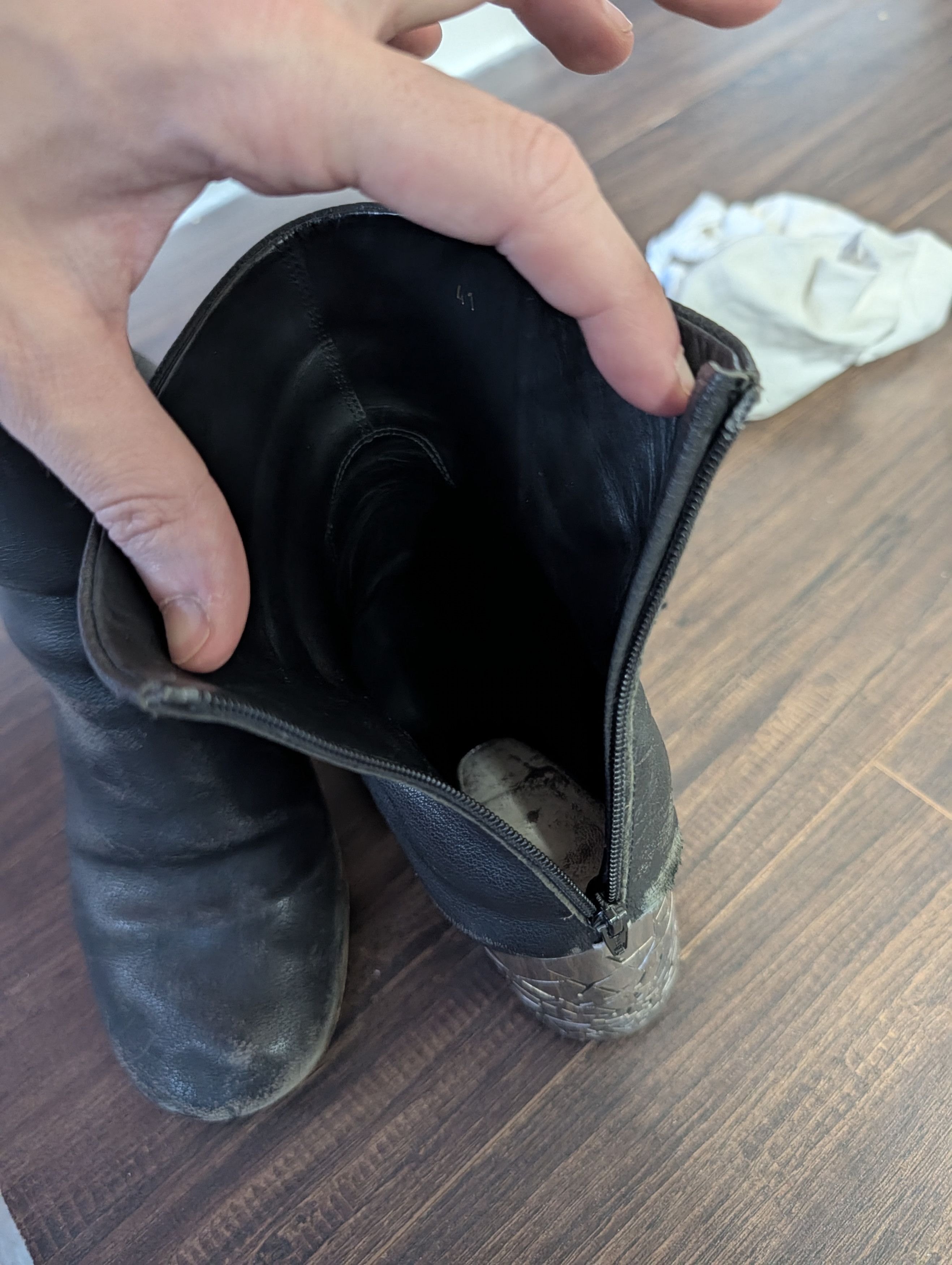 Maison Margiela Shattered mirror heeled black leather zip-up boots 41 Size US 8 / EU 41 - 13 Thumbnail