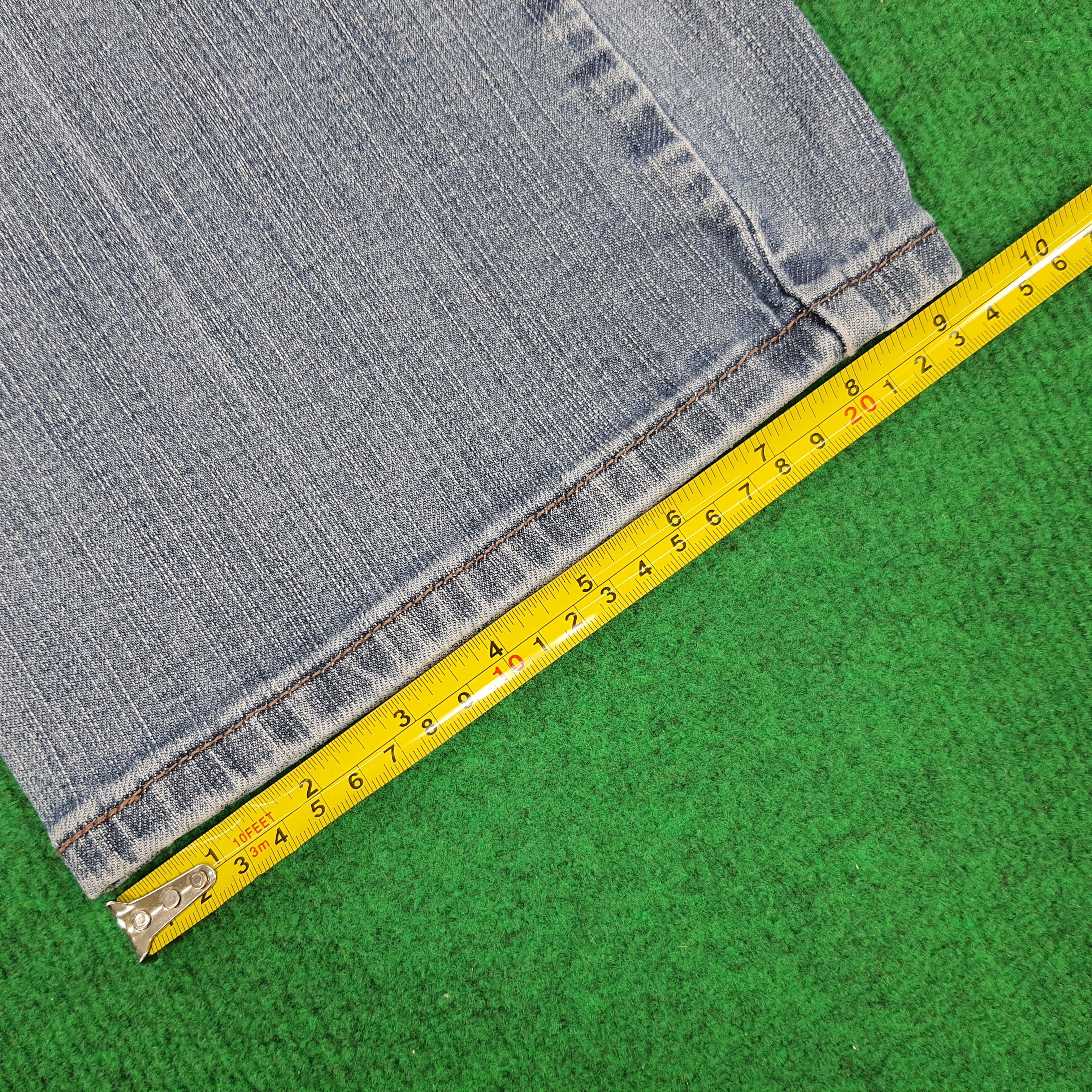 Levi's × Vintage Vintage Levi's 515 Boot Cut Distressed Style Jeans Size US 32 / EU 48 - 16 Thumbnail