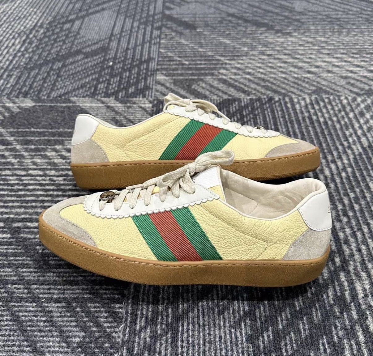 Gucci Gucci Bee G74 Web Trainers J42 Size US 9.5 / EU 42-43 - 4 Thumbnail