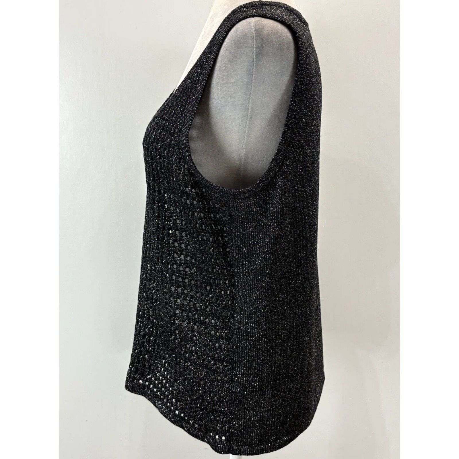 Vintage St. John Sport Metallic Sleeveless Sweater Adult Large Black/Silver Wool Blend Size L / US 10 / IT 46 - 2 Thumbnail